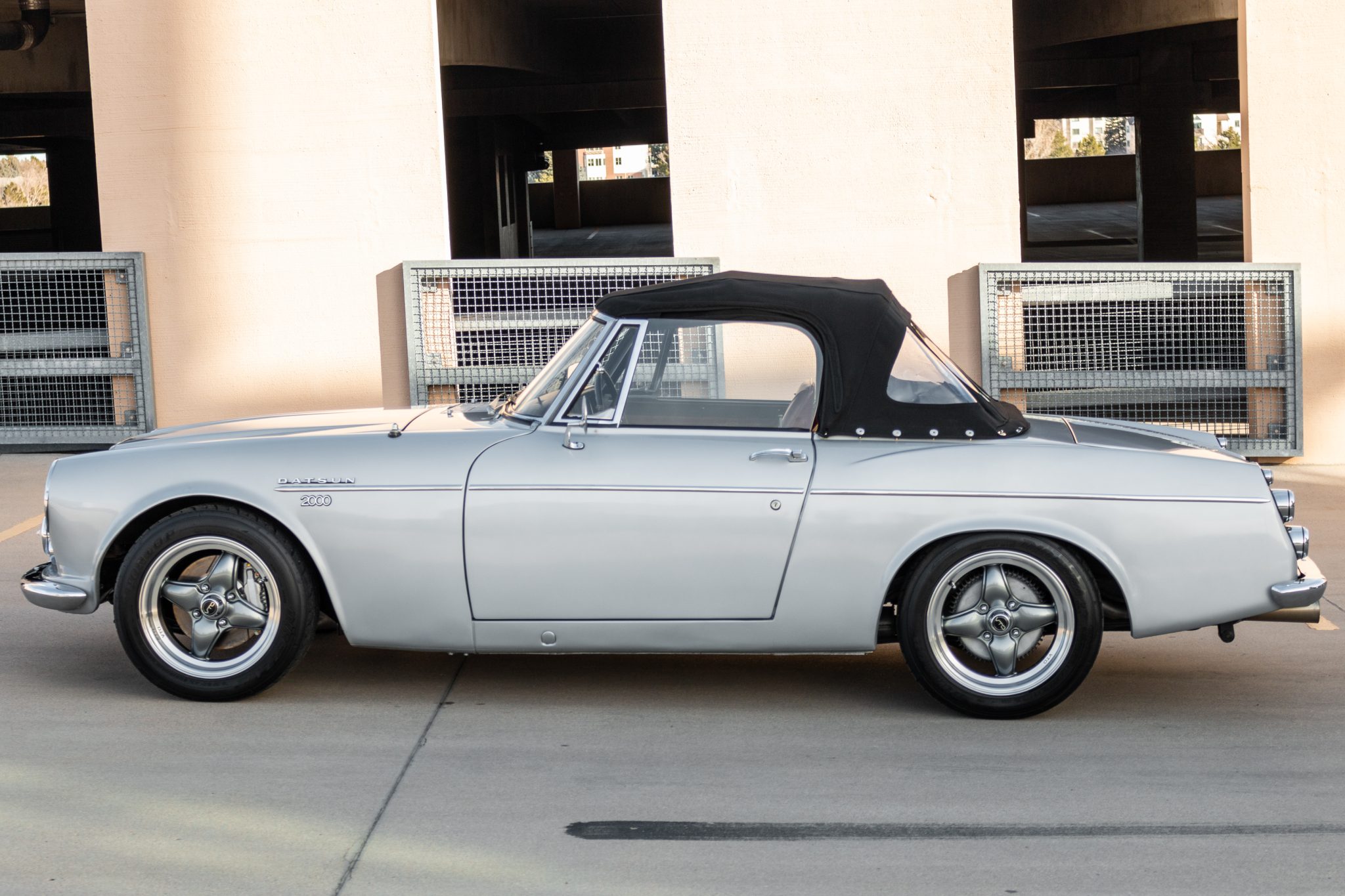 1967 Datsun Roadster 