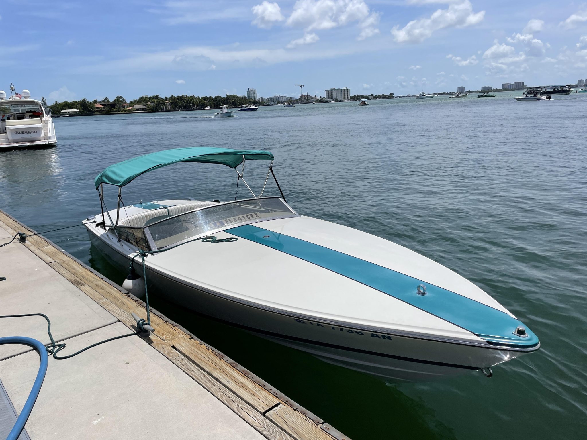 2003 Donzi Classic 22 