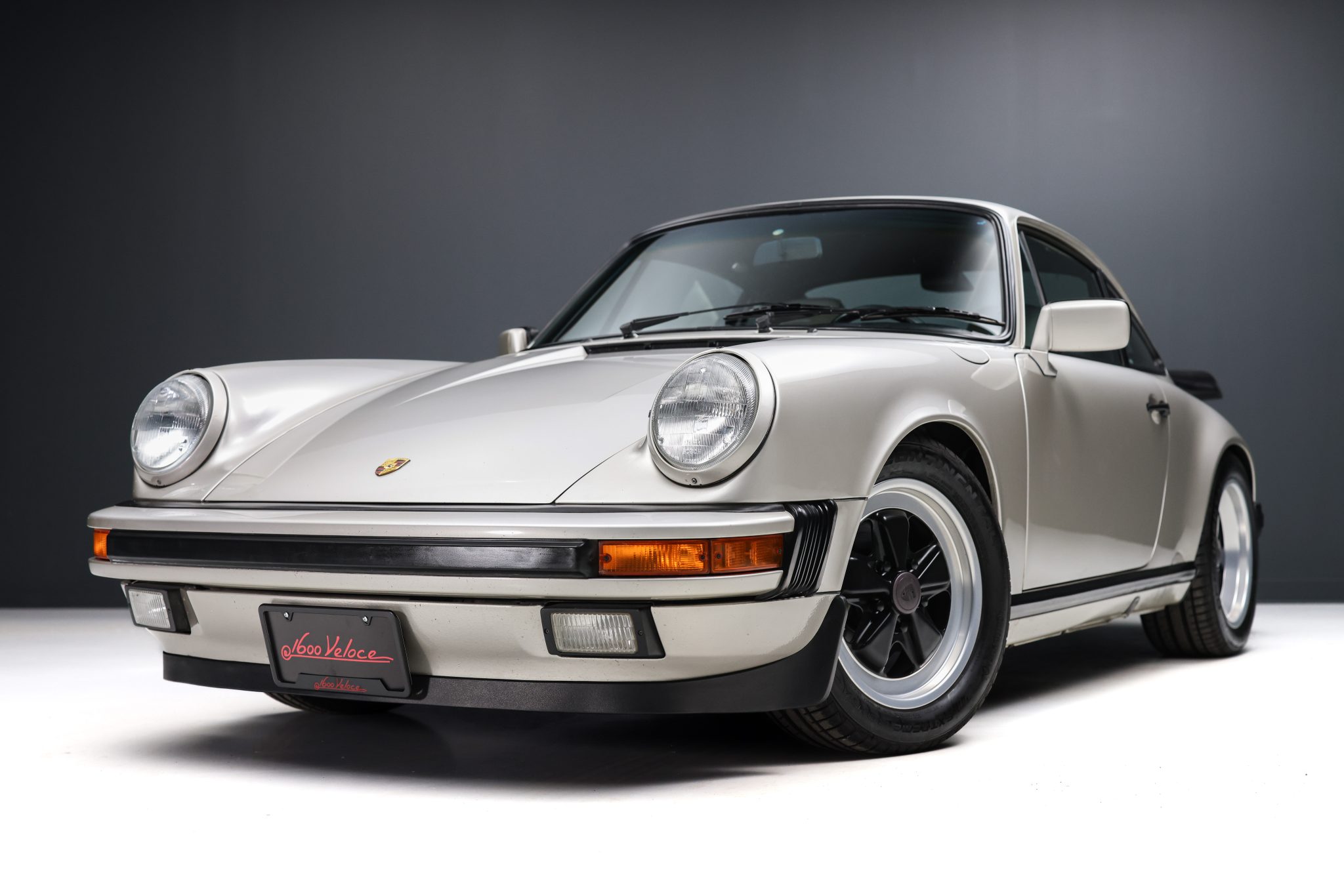 1989 Porsche 911 Carrera 3.2 