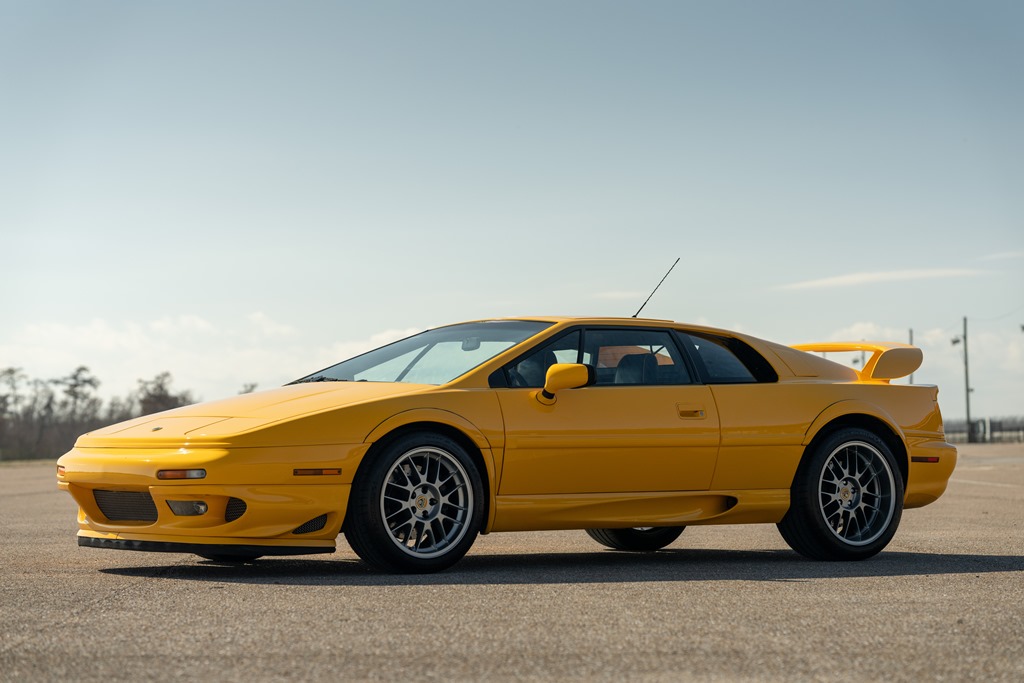 2004 Lotus Esprit 