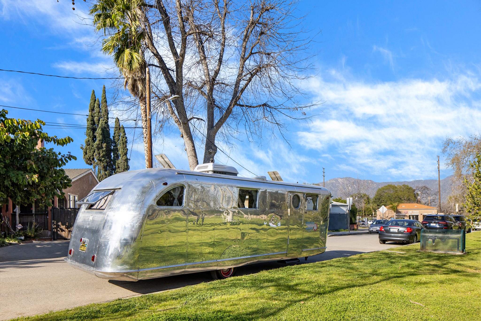 1946 Parts and Automobilia – Trailers 