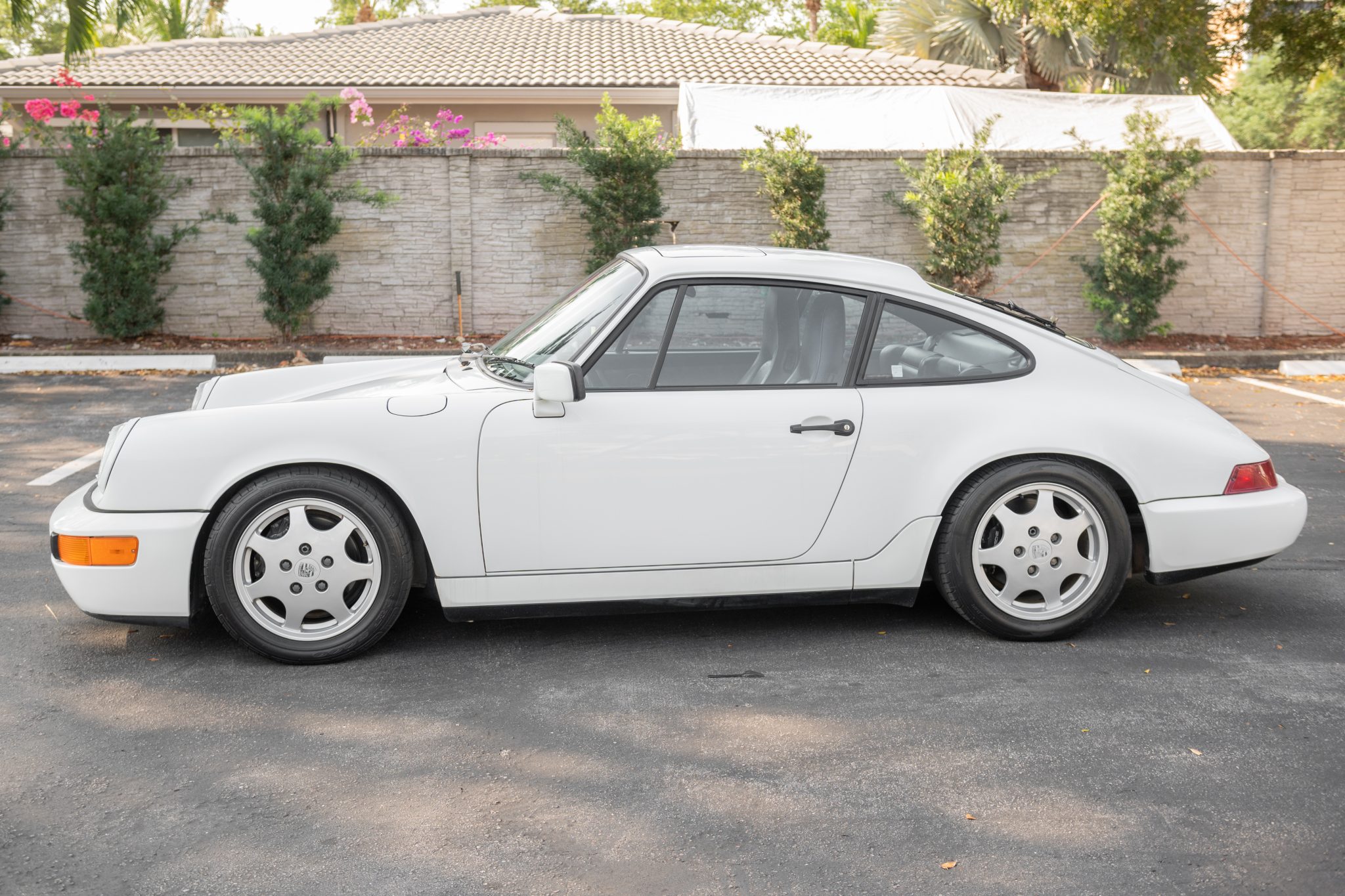 1989 Porsche 964 911 (Non-Turbo) 