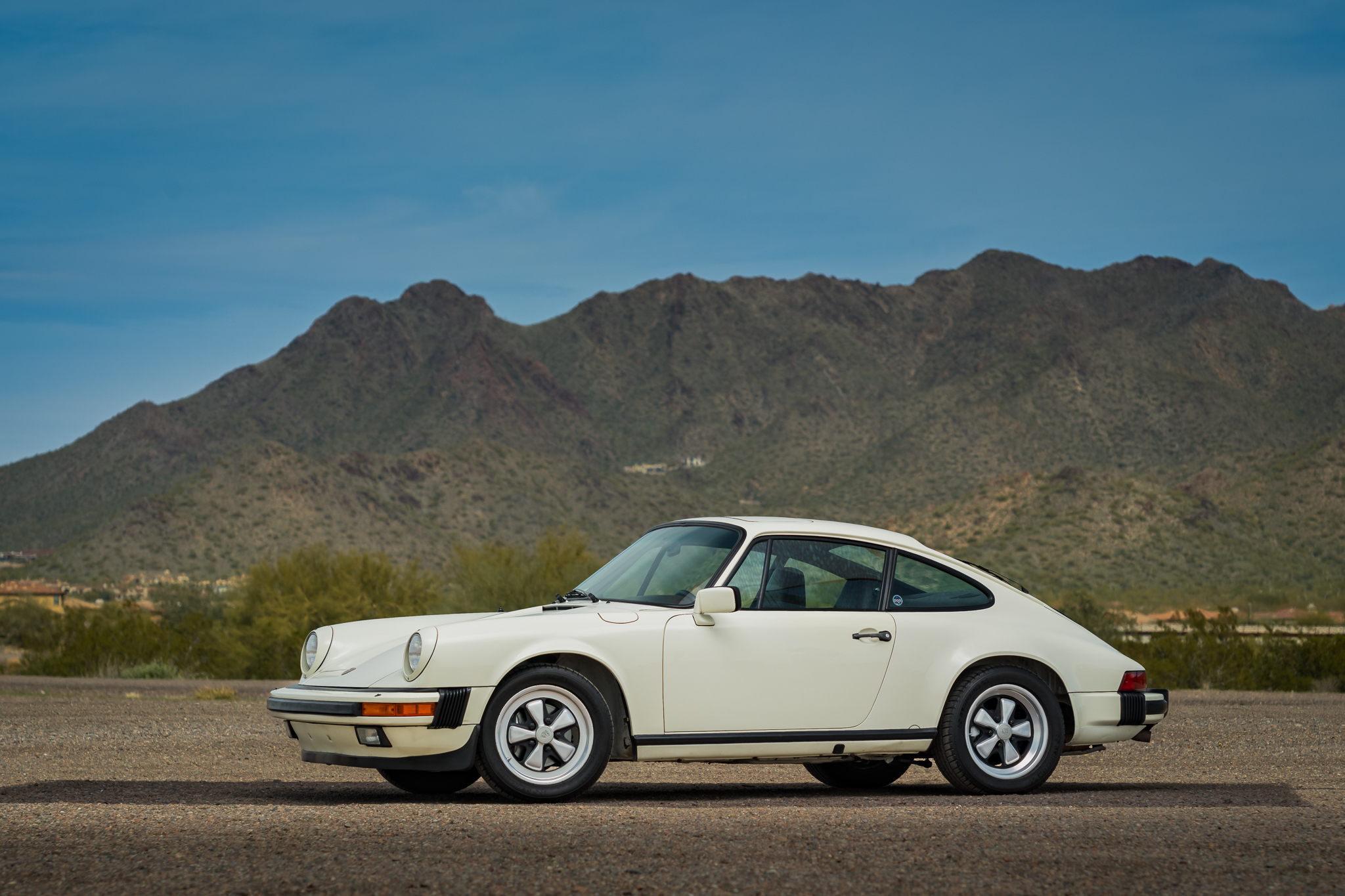 1984 Porsche 911 Carrera 3.2 