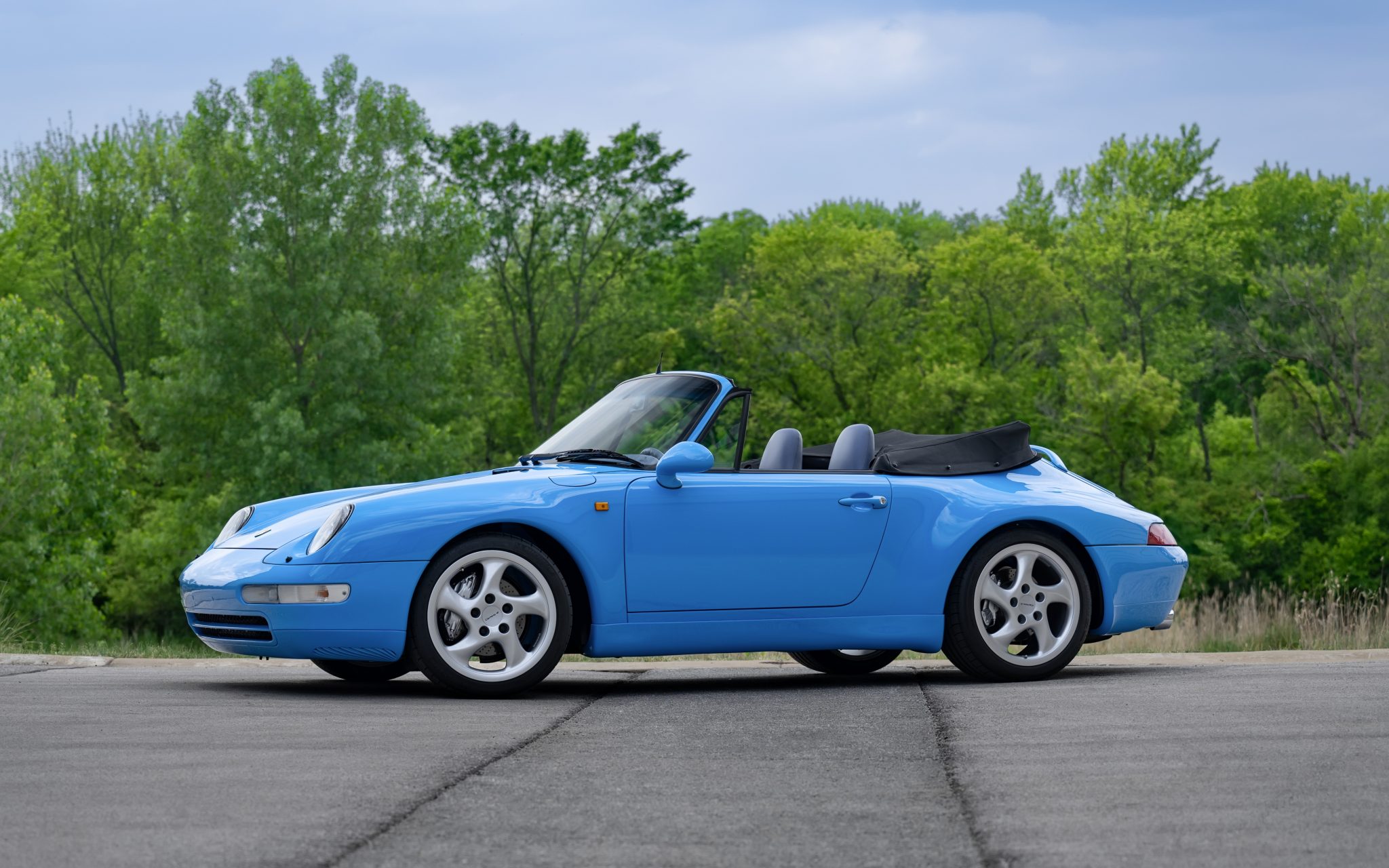 1997 Porsche 993 911 (Non-Turbo/GT2) 