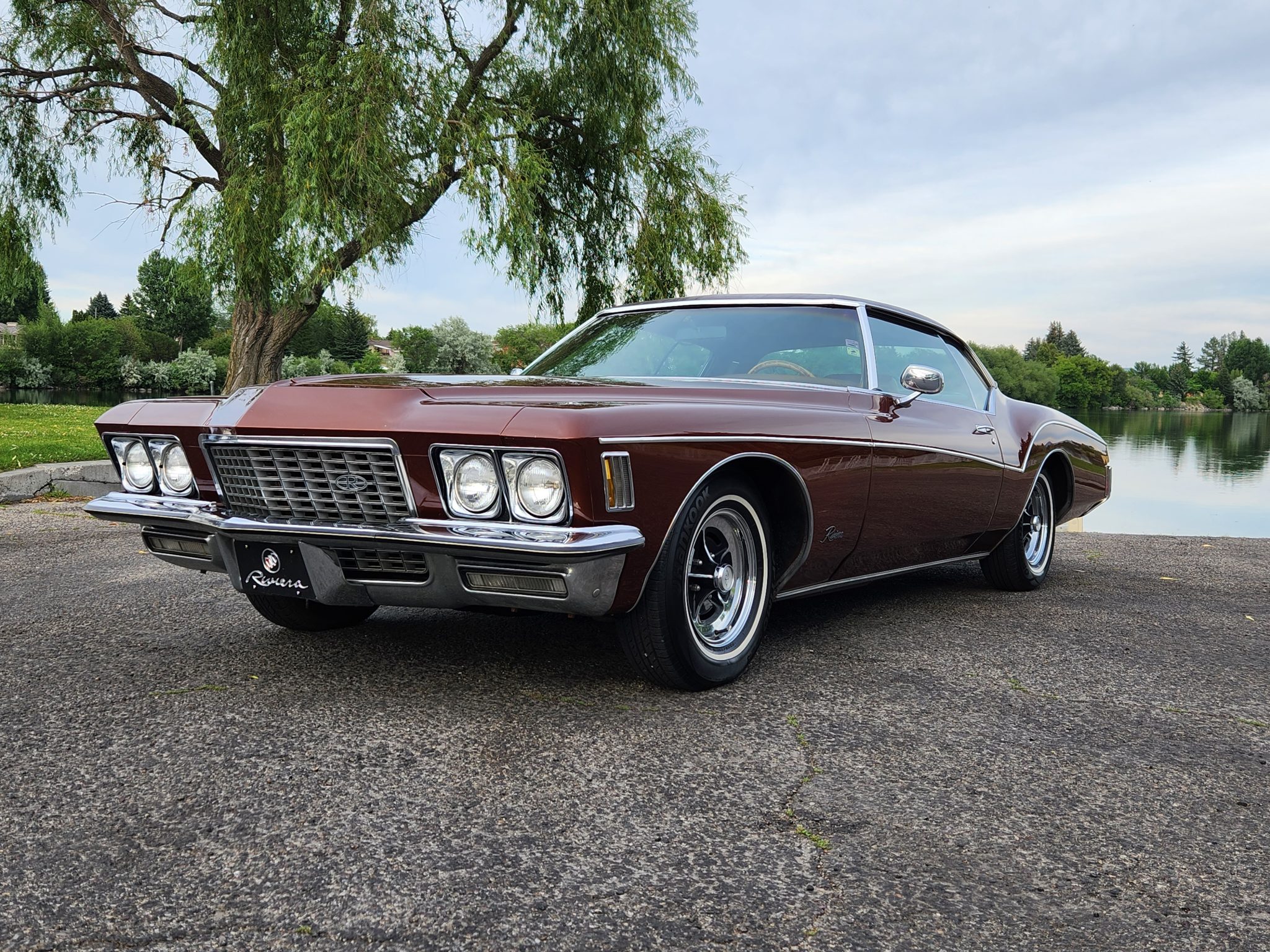1972 Buick Riviera 