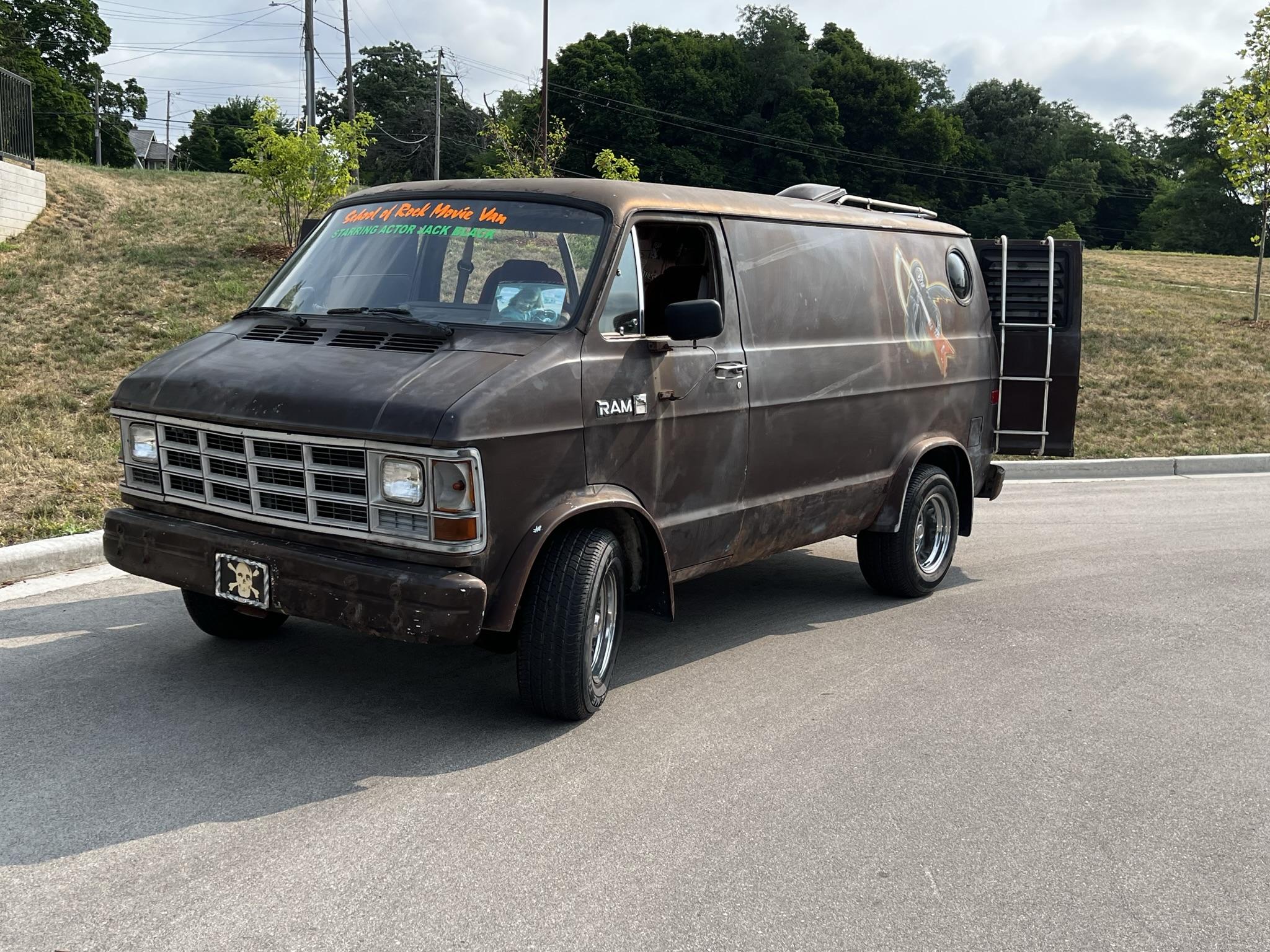 1987 Dodge Ram Van 