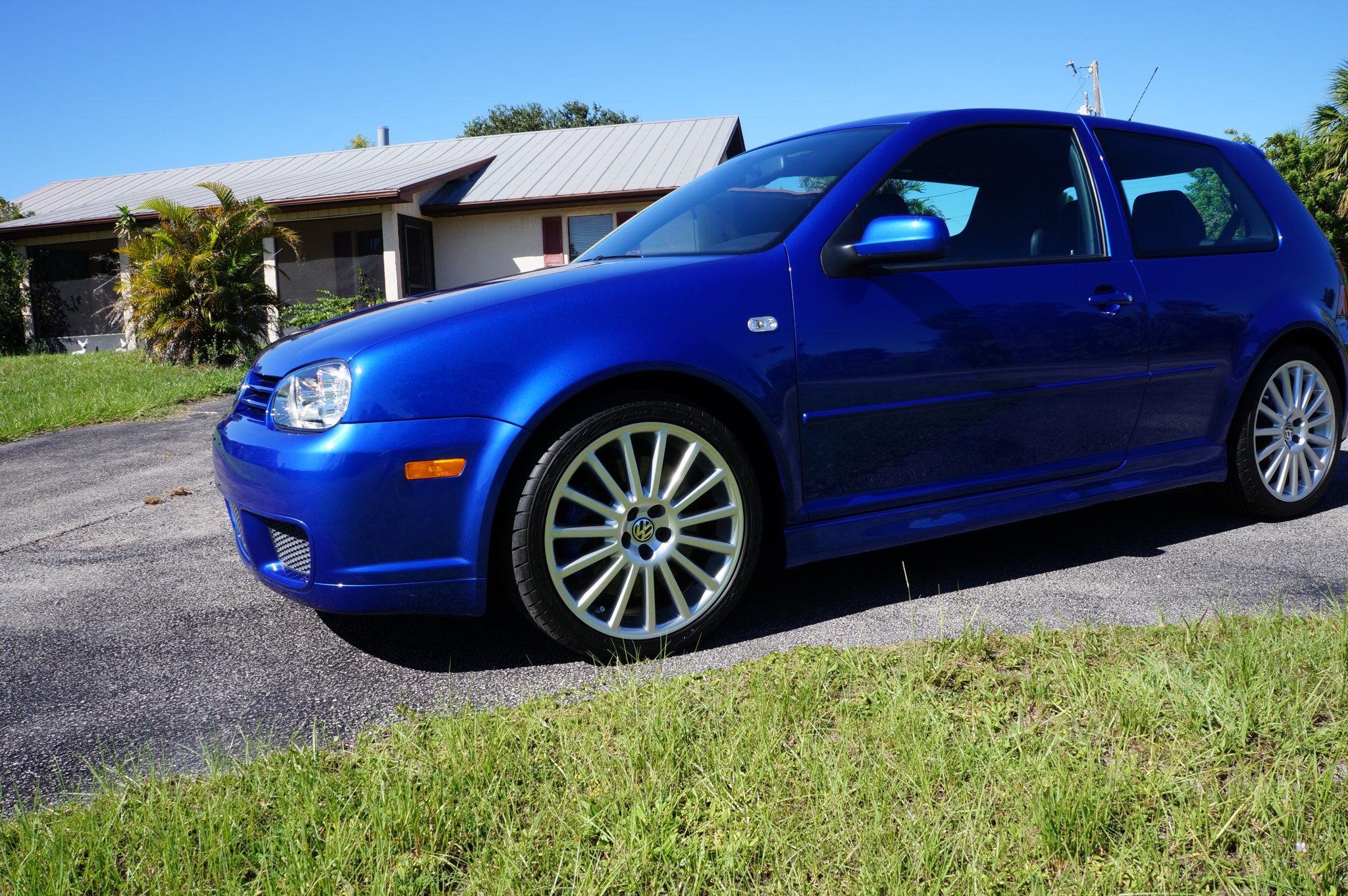 2004 Volkswagen R32 