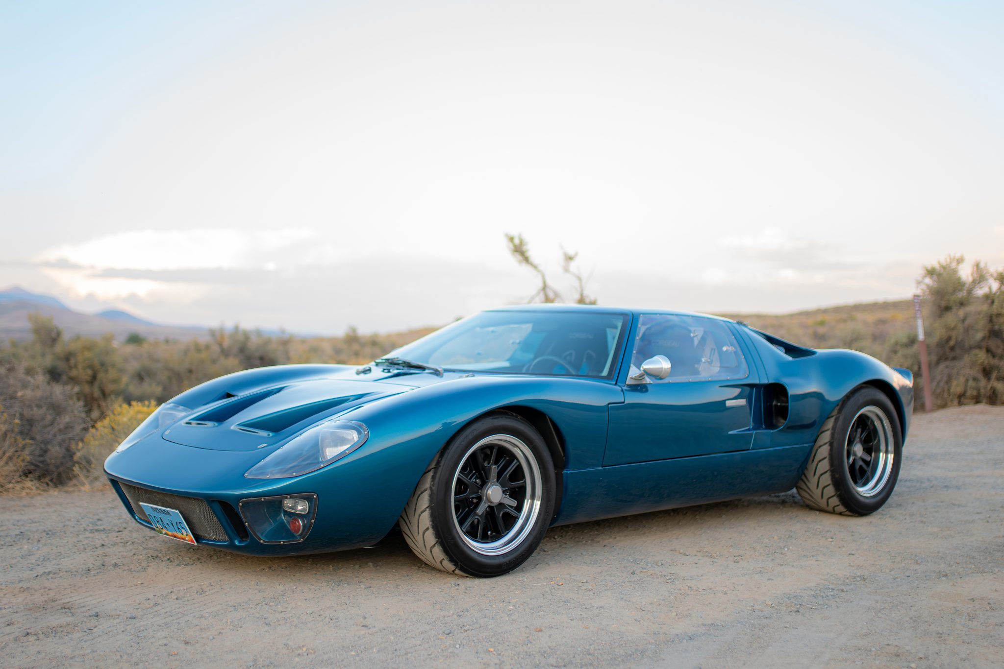 302-Powered GT40 Replica