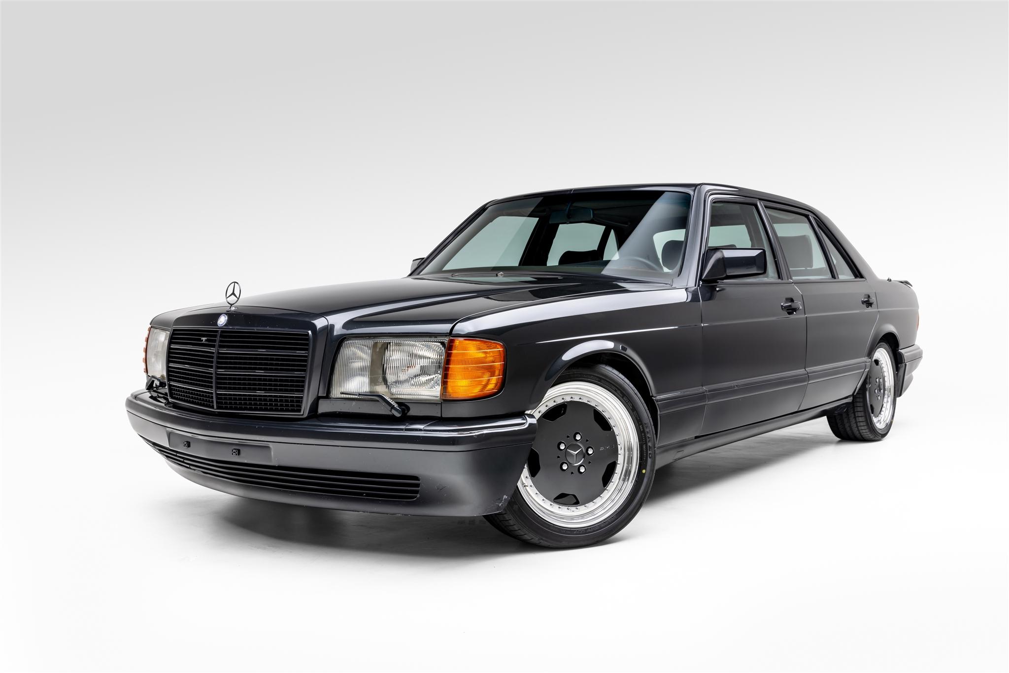 1990 Mercedes-Benz W126 S-Class 