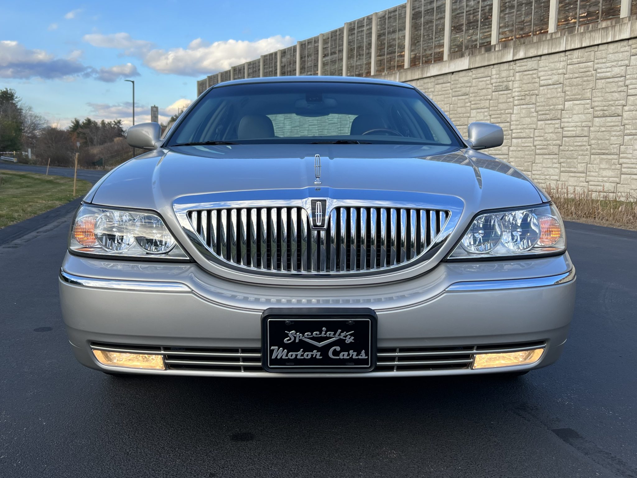 2003 Lincoln Town Car 