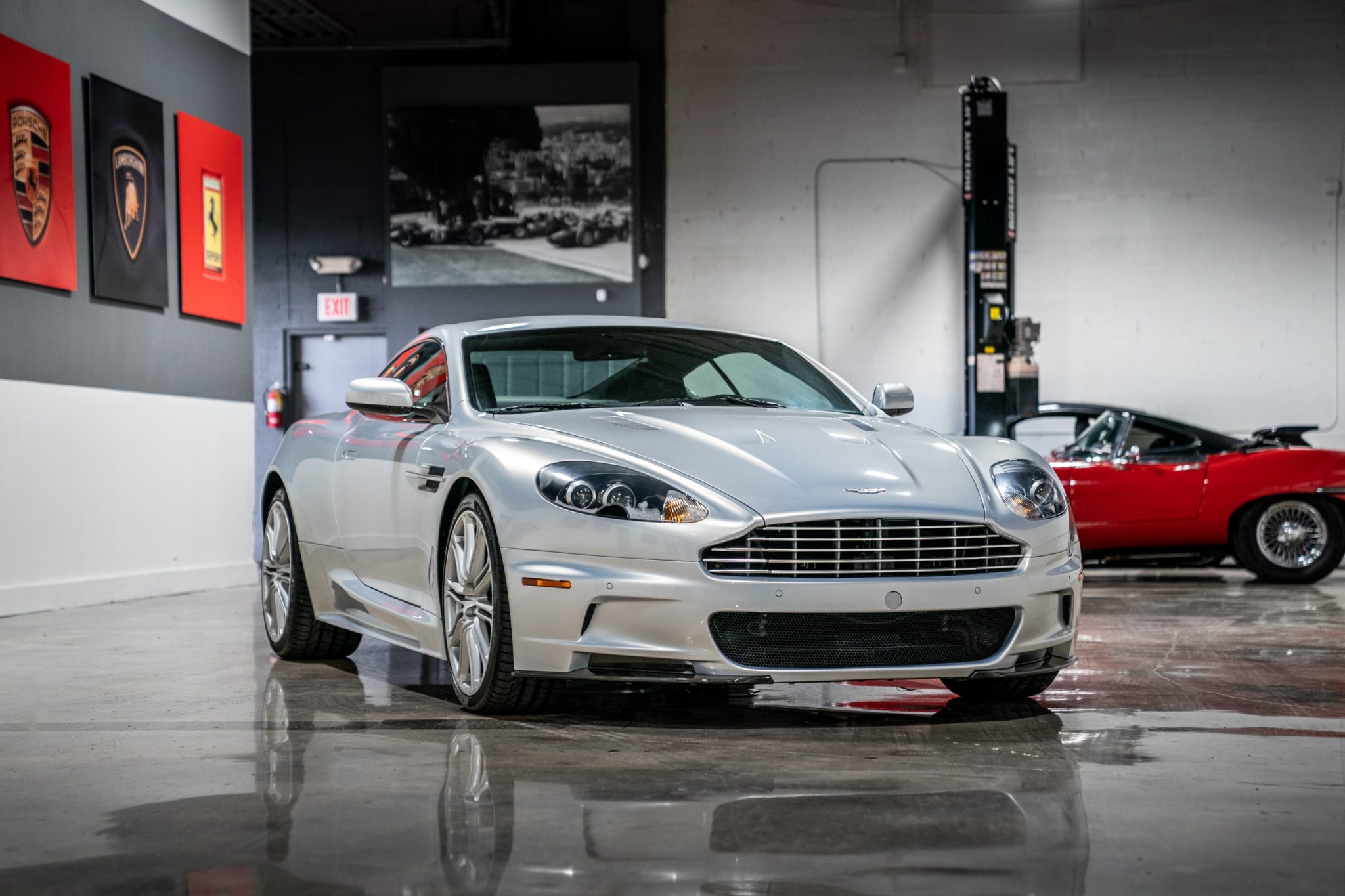 2009 Aston Martin DBS 