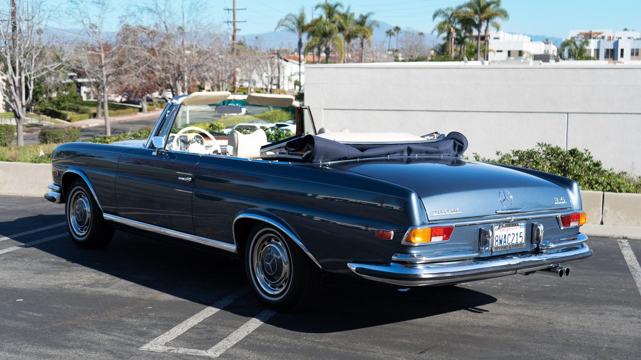1971 Mercedes-Benz W111 Coupe & Cabriolet 