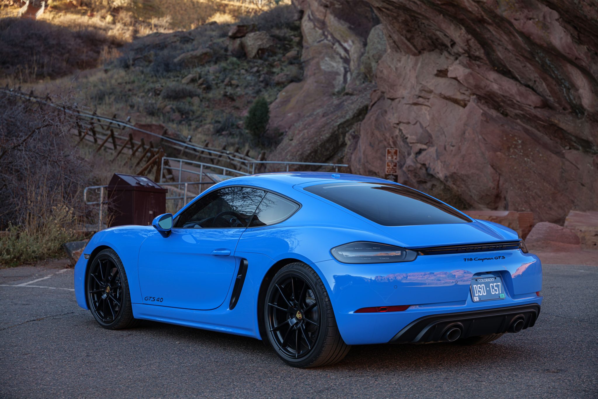 2022 Porsche 982 718 Cayman 