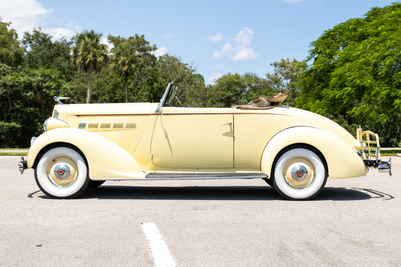 1936 Packard Eight 