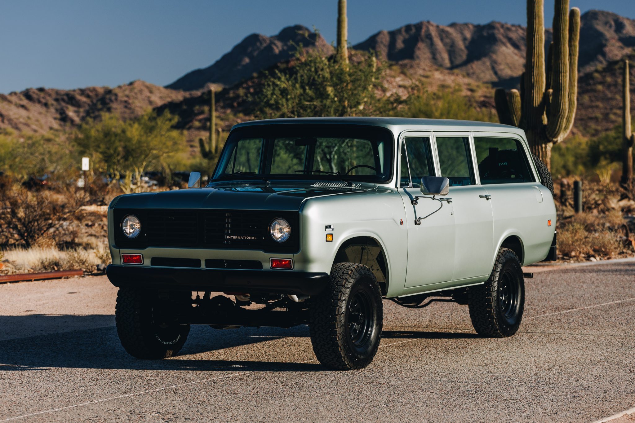 1973 International Harvester Travelall 