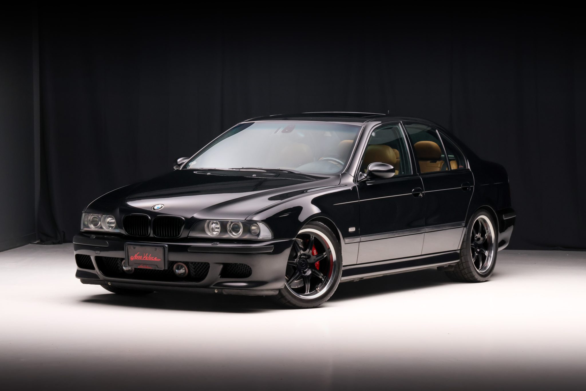 2000 BMW E39 M5 