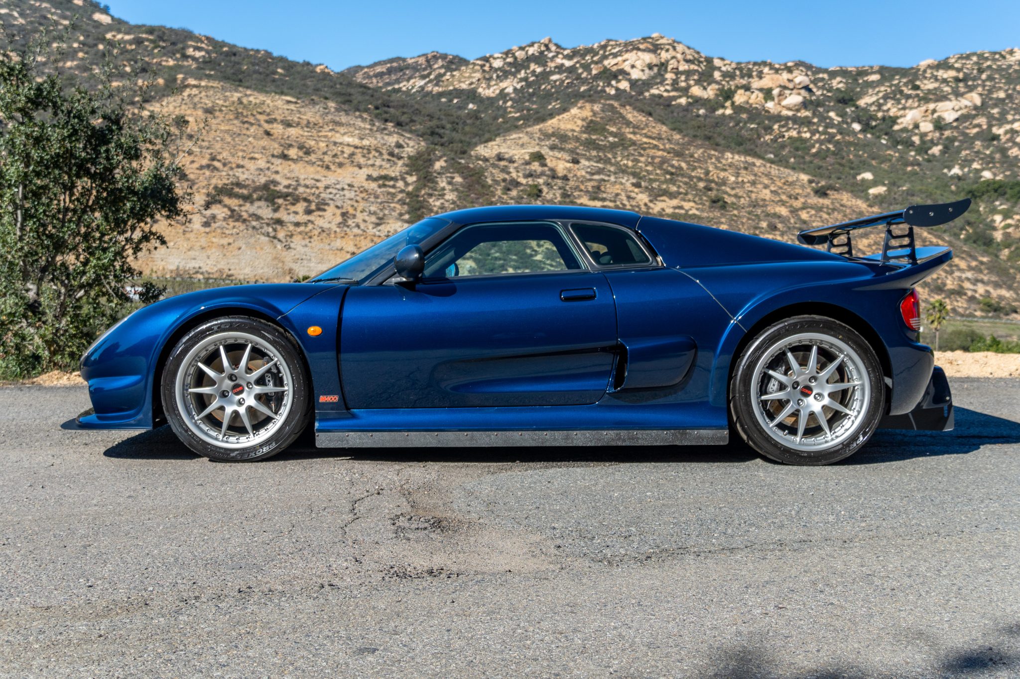 2005 Noble M400 