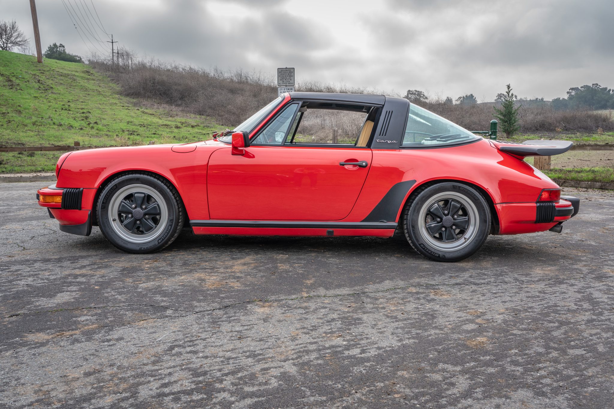 1984 Porsche 911 Carrera 3.2 