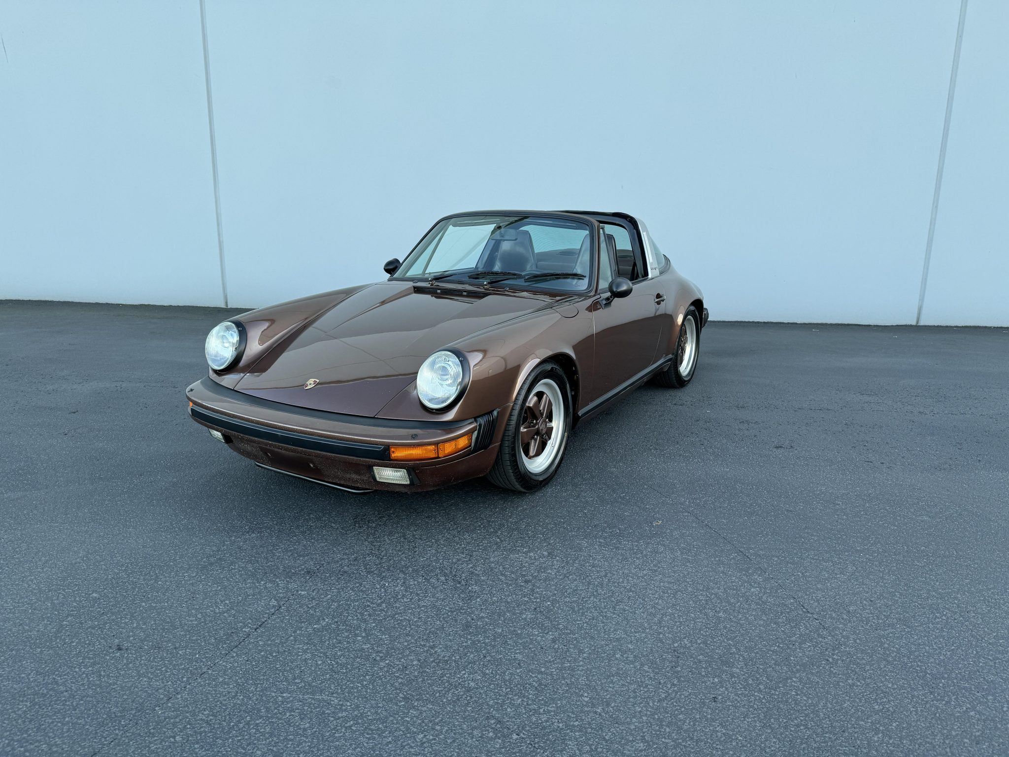 1985 Porsche 911 Carrera 3.2 