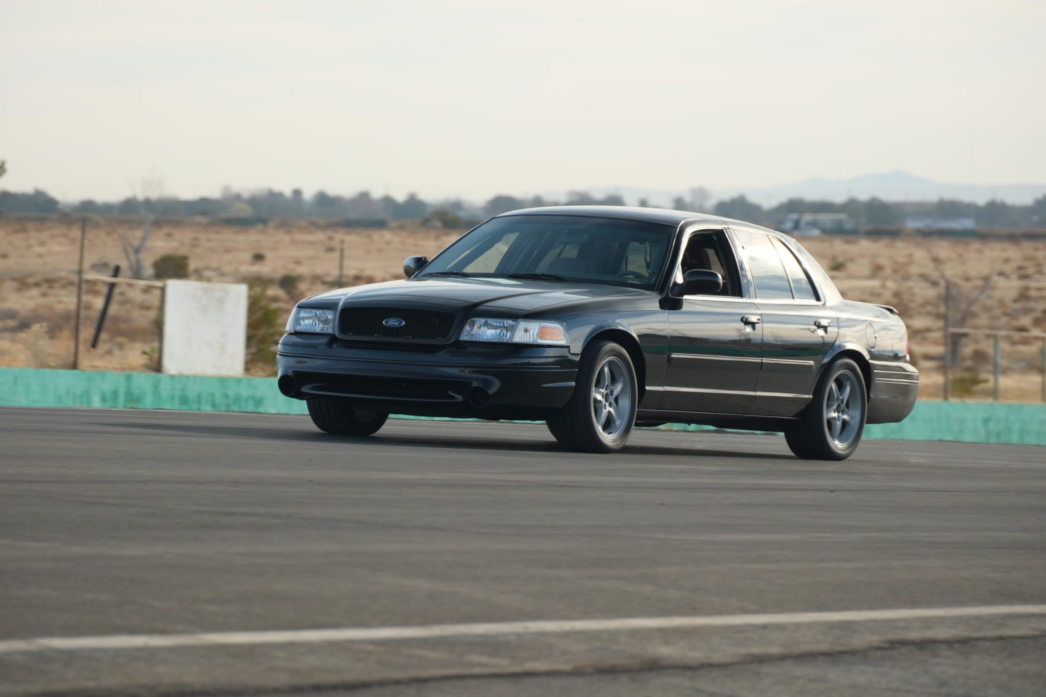 1999 Ford Crown Victoria 