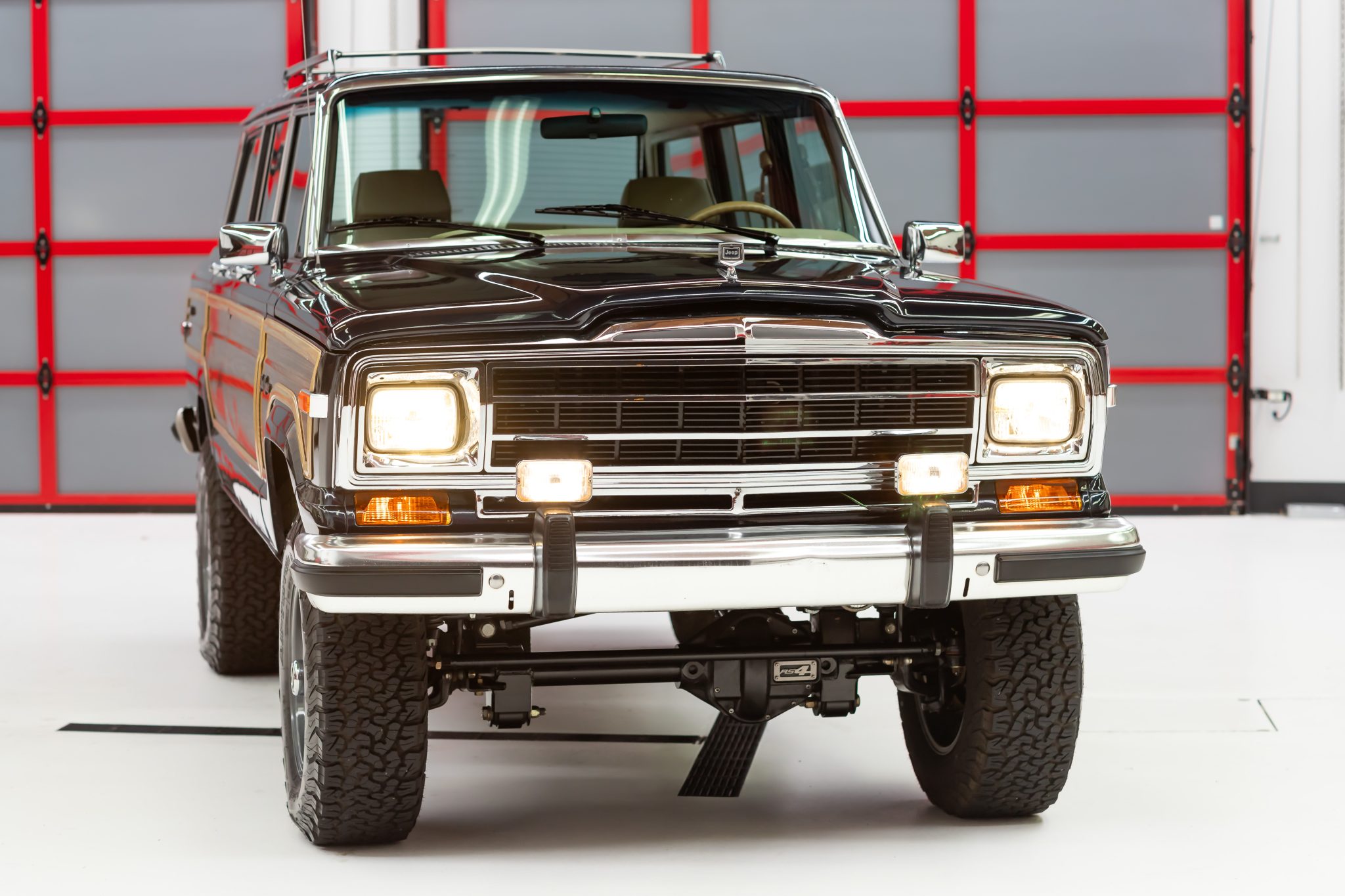 1990 Jeep SJ Grand Wagoneer 