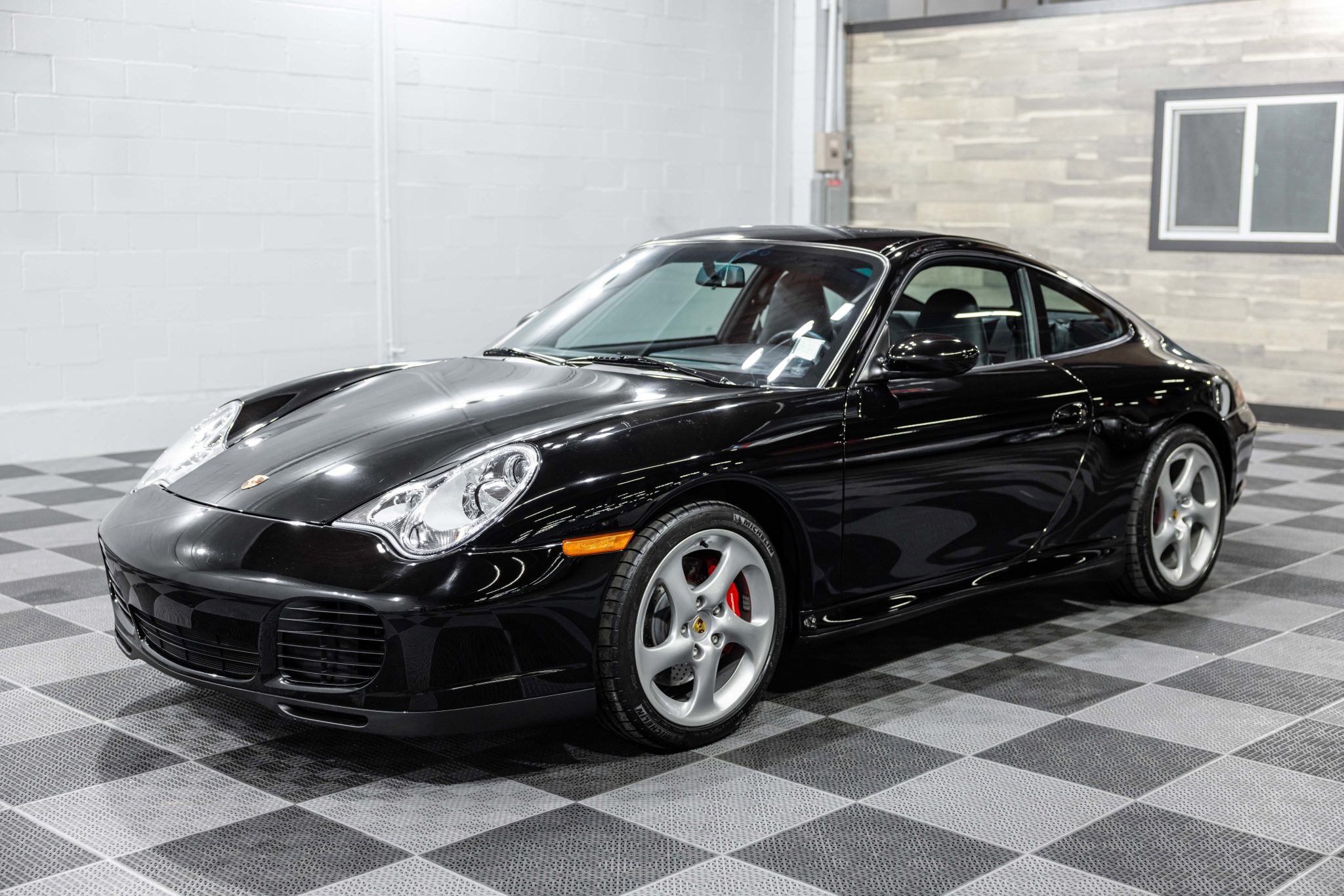 2004 Porsche 996 911 (Non-Turbo/GT2/GT3) 