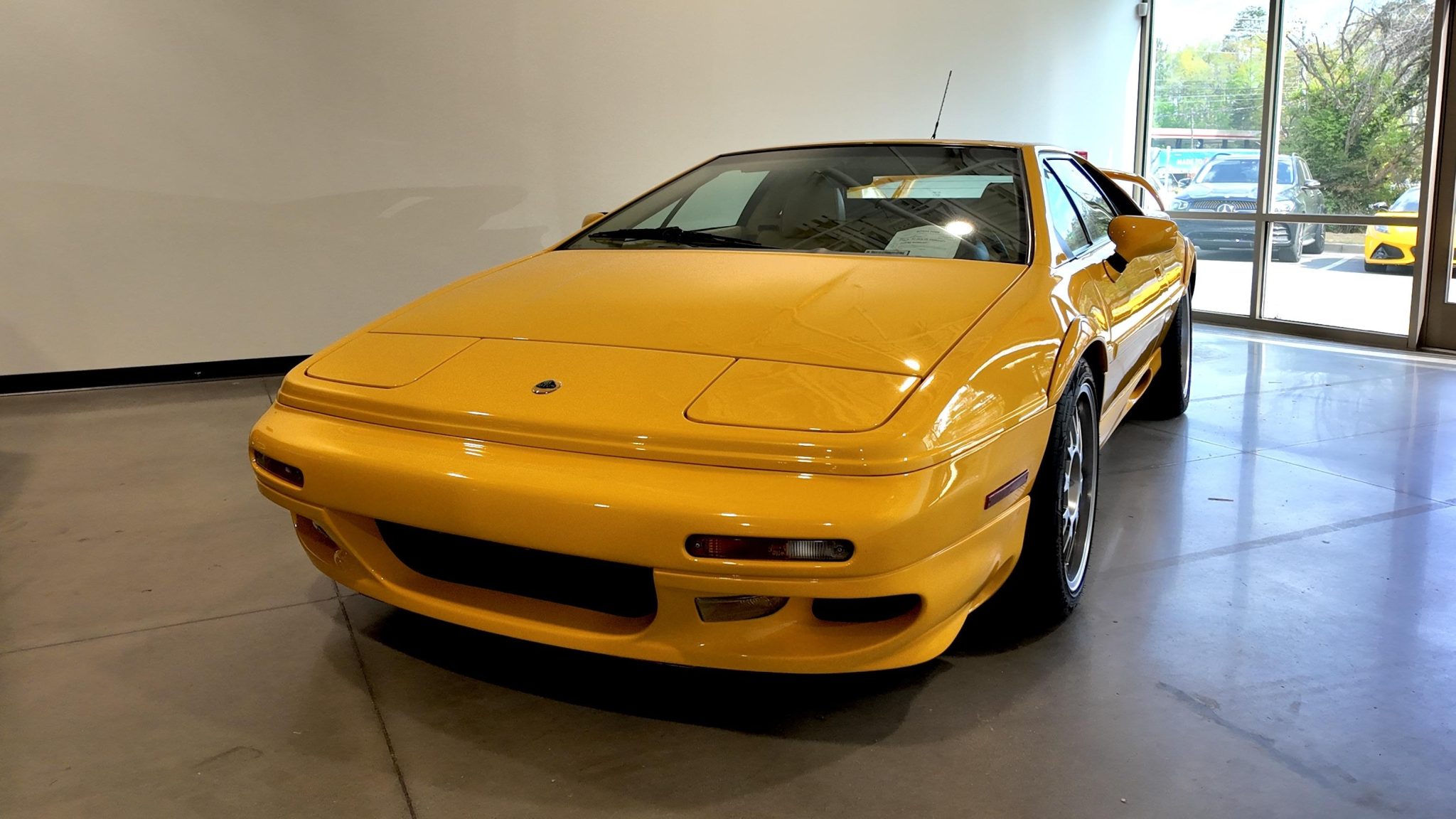 2002 Lotus Esprit 