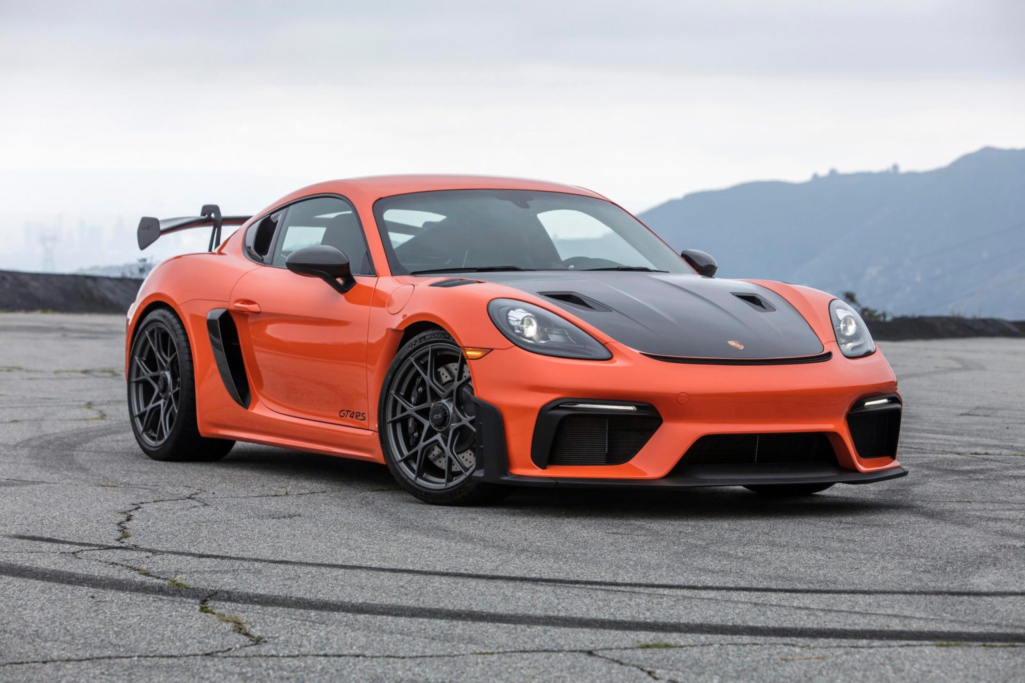 2023 Porsche Cayman GT4 