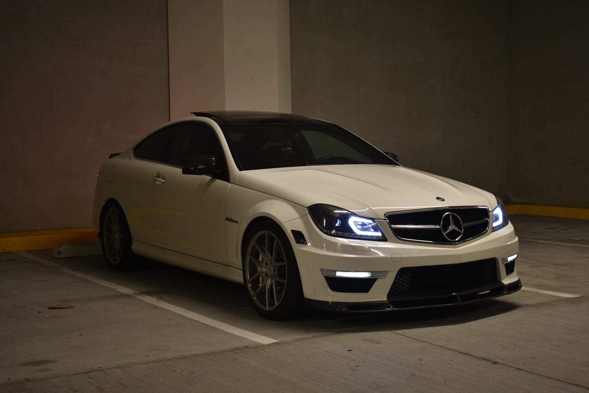 2012 Mercedes-Benz W204 C63 AMG 