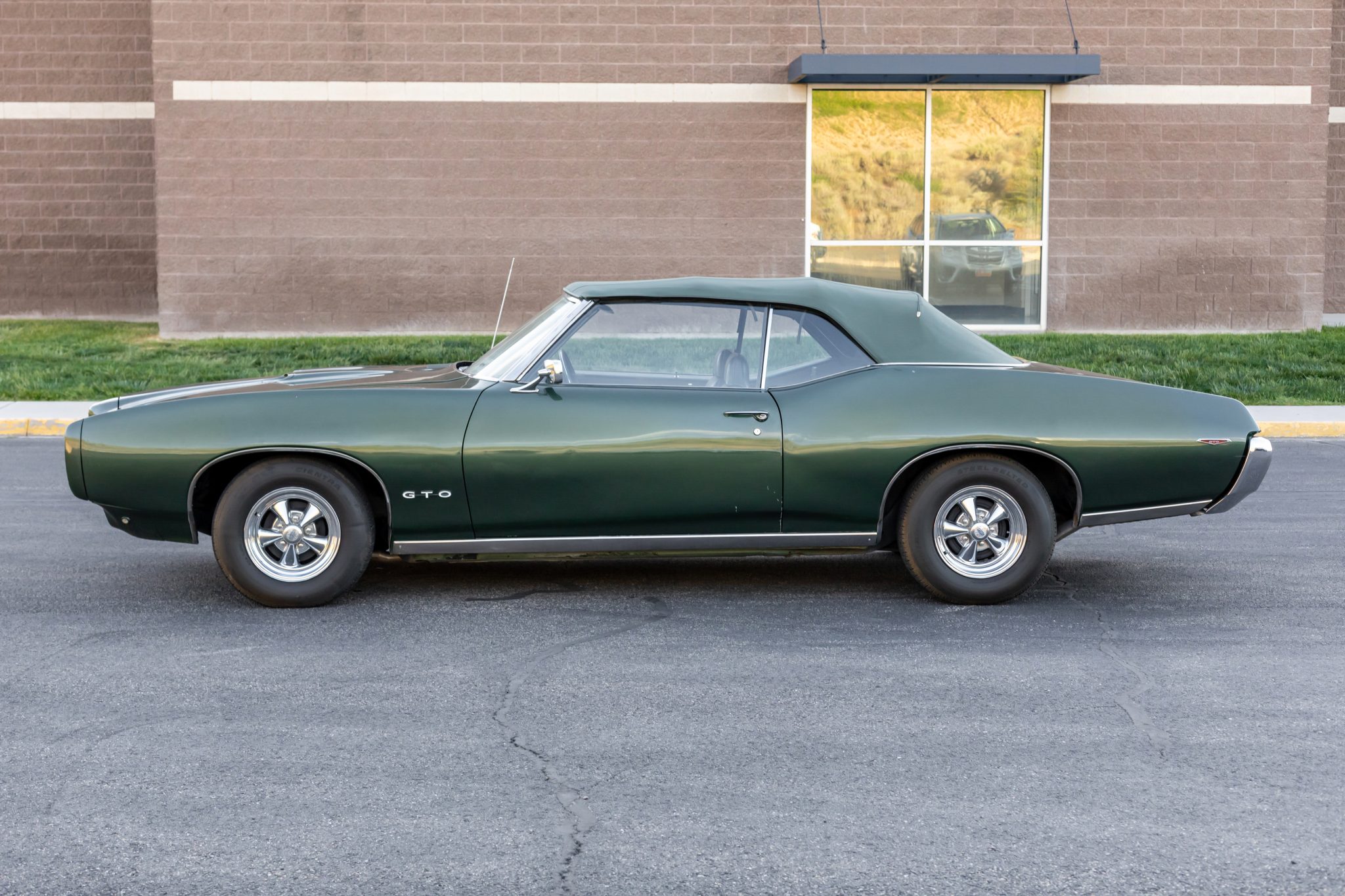 1969 Pontiac GTO 