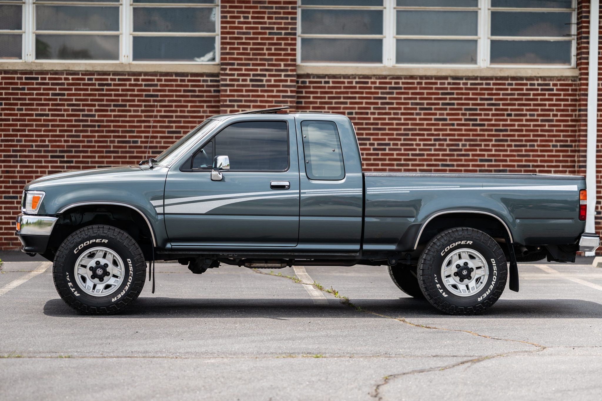 1993 Toyota Pickup (N80/90/100/110 1989-1997) 