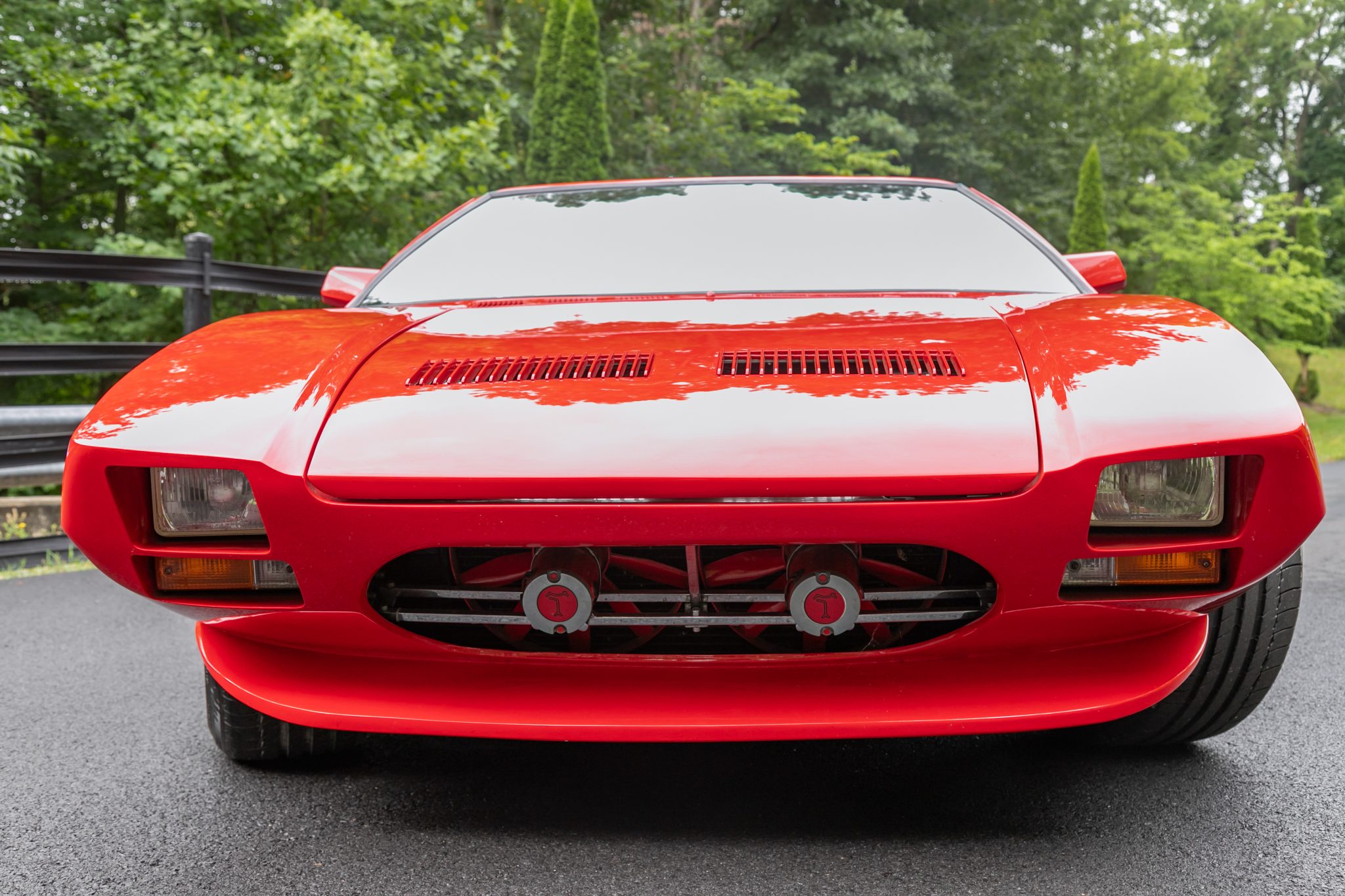 1972 DeTomaso Pantera 