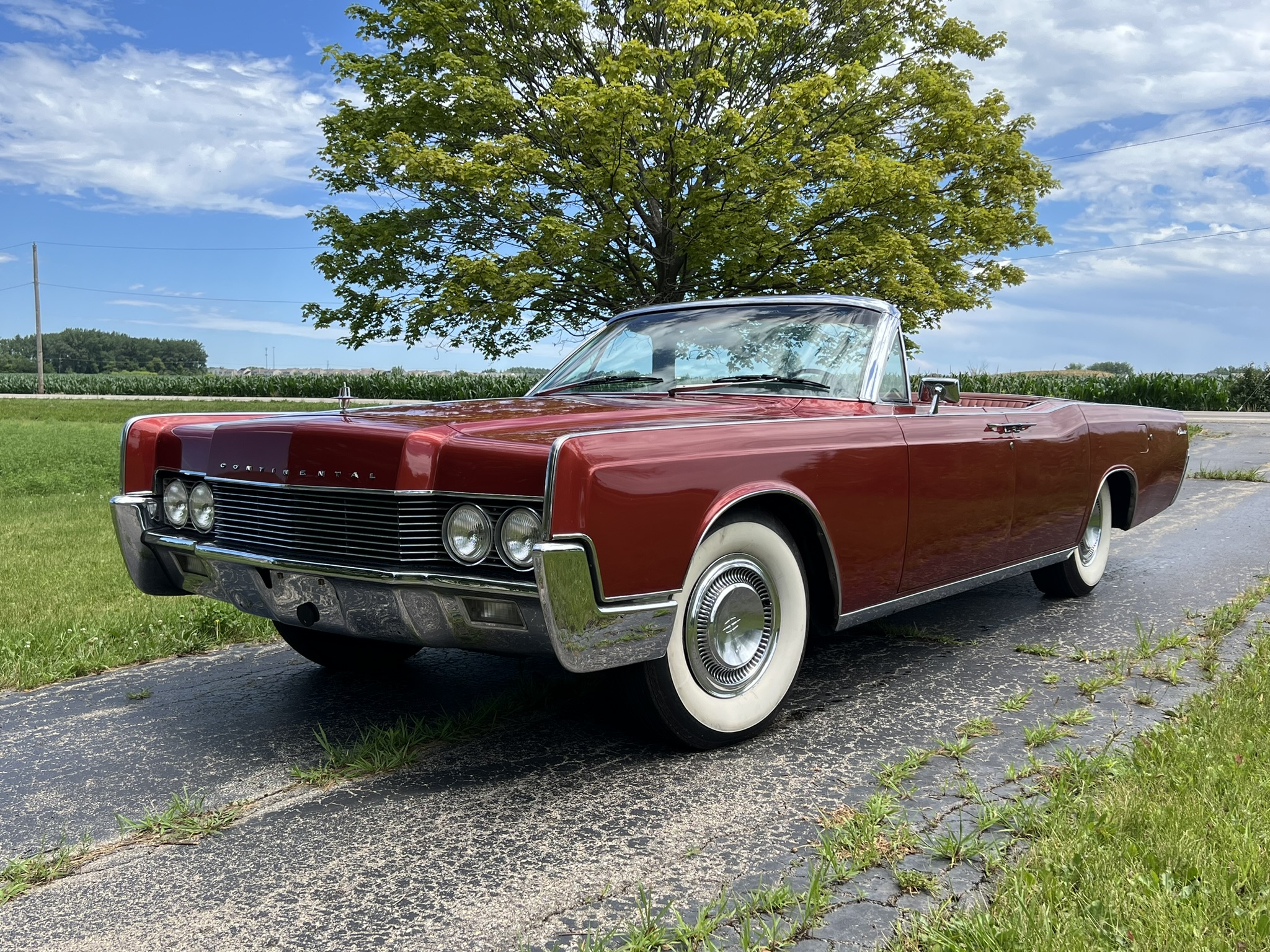 1966 Lincoln Continental (1961-1969) 