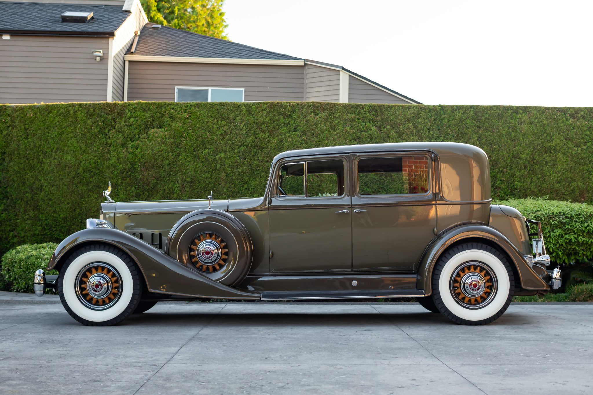 1934 Packard Twelve 