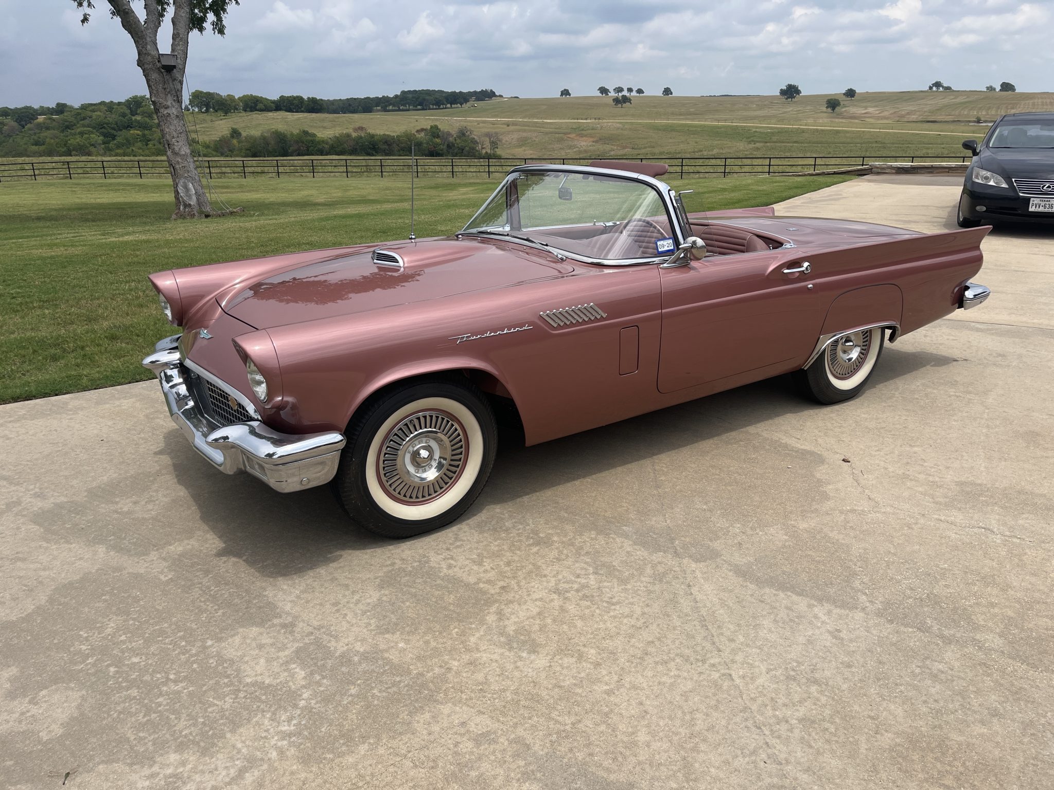 1957 Ford Thunderbird (1955-1957) 