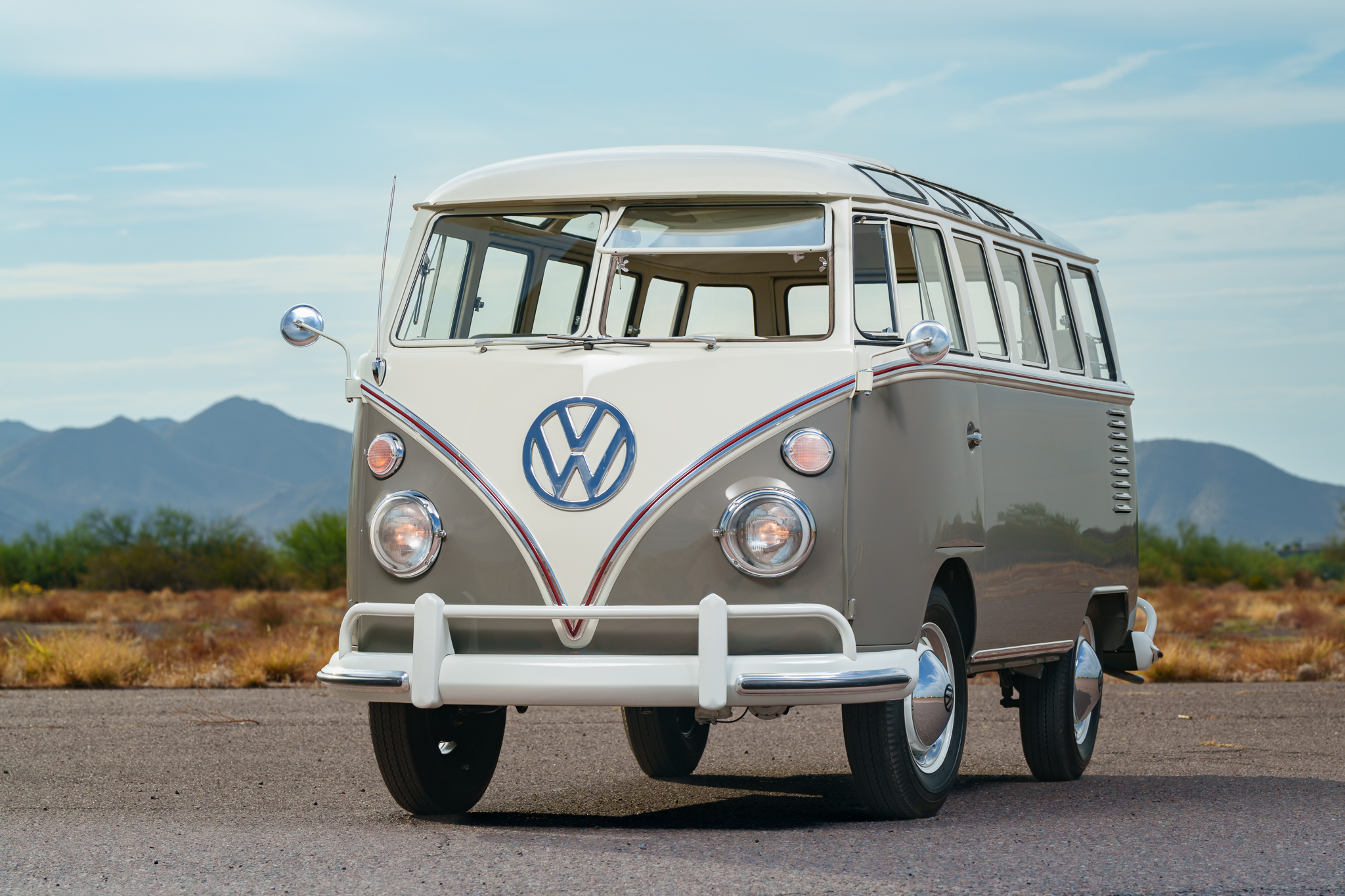 1963 Volkswagen Split-Window Bus 
