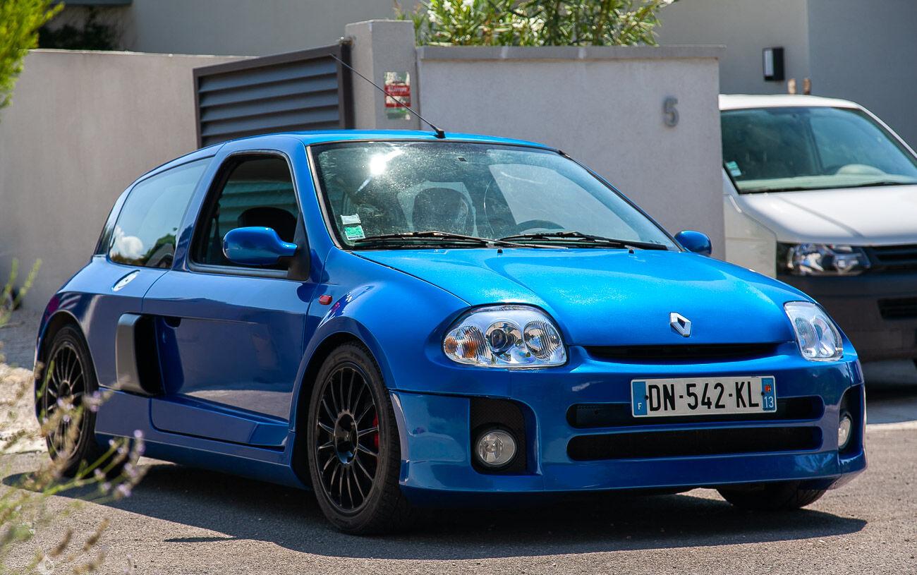 2005 Renault Clio V6
