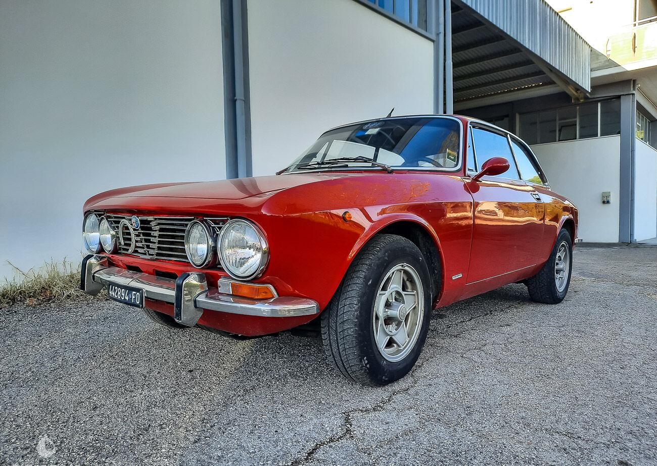 1971 Alfa Romeo GT Bertone