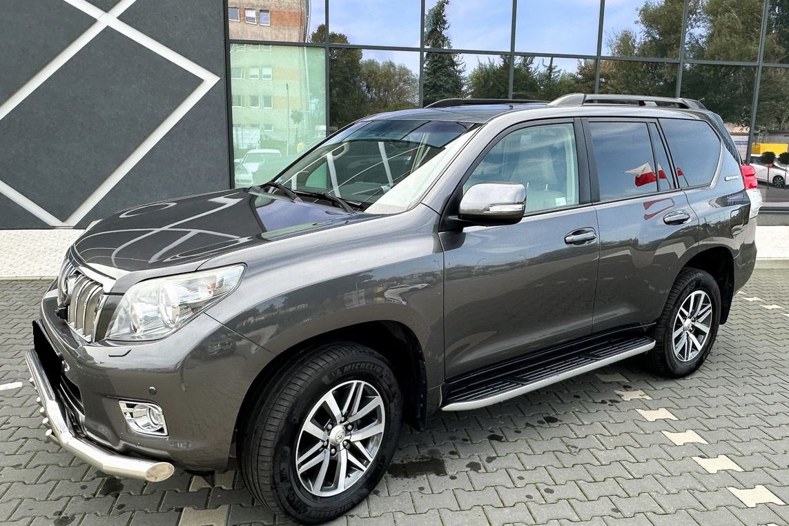 2011 Toyota Land Cruiser