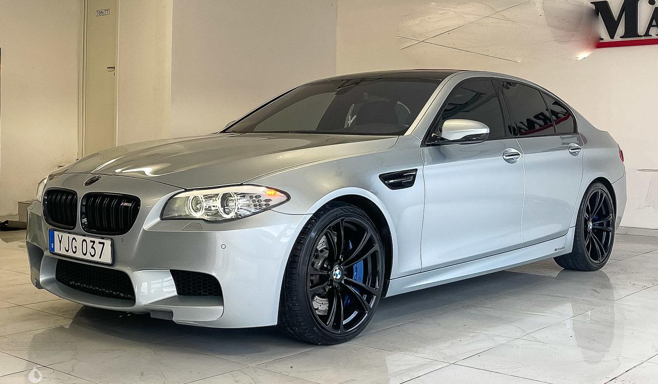 2012 BMW M5 F10