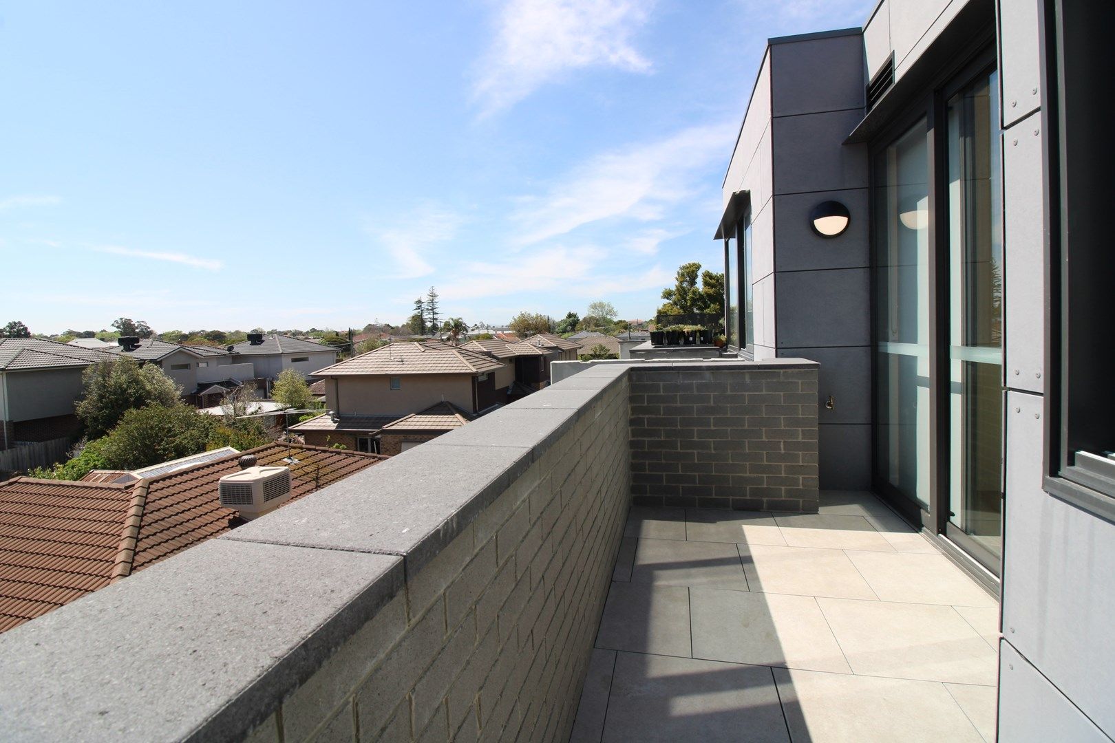 Apartment / Unit / Flat for rent