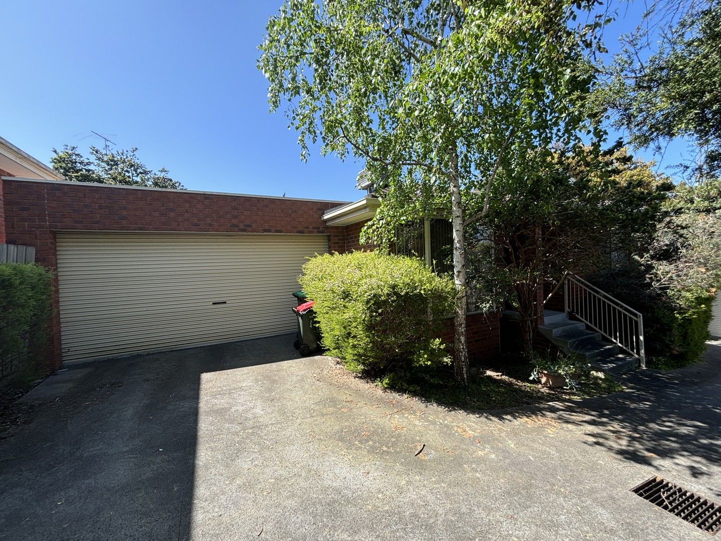 Apartment / Unit / Flat for rent