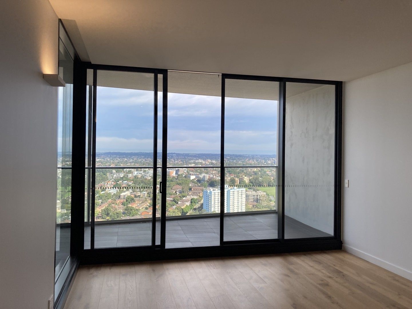 Apartment / Unit / Flat for rent