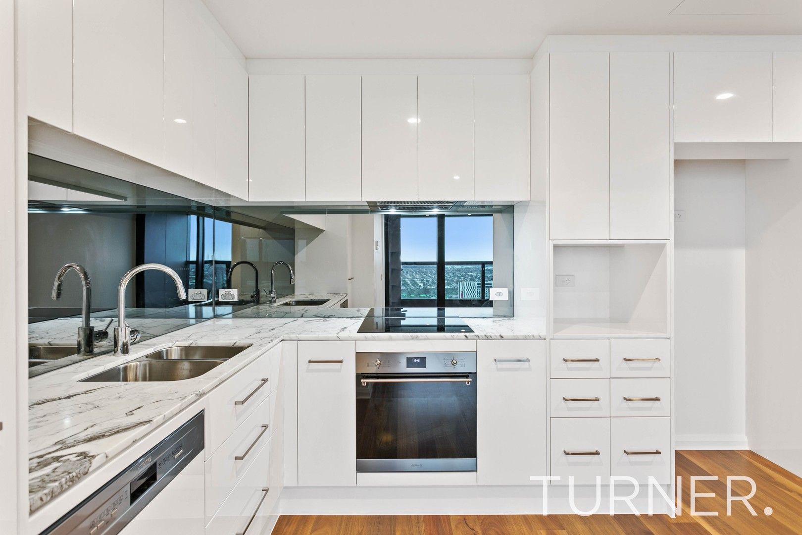 Apartment / Unit / Flat for rent