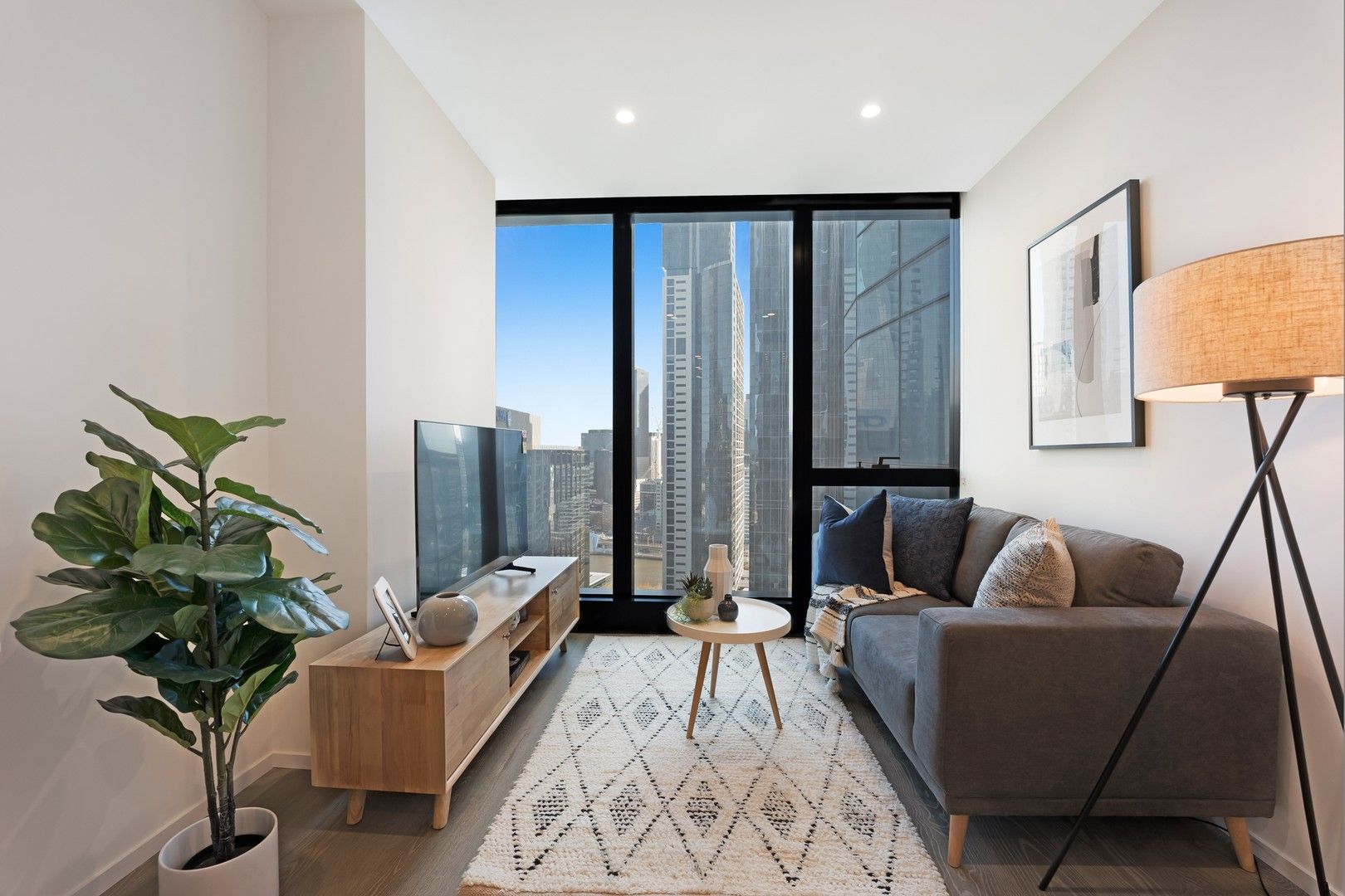 Apartment / Unit / Flat for rent
