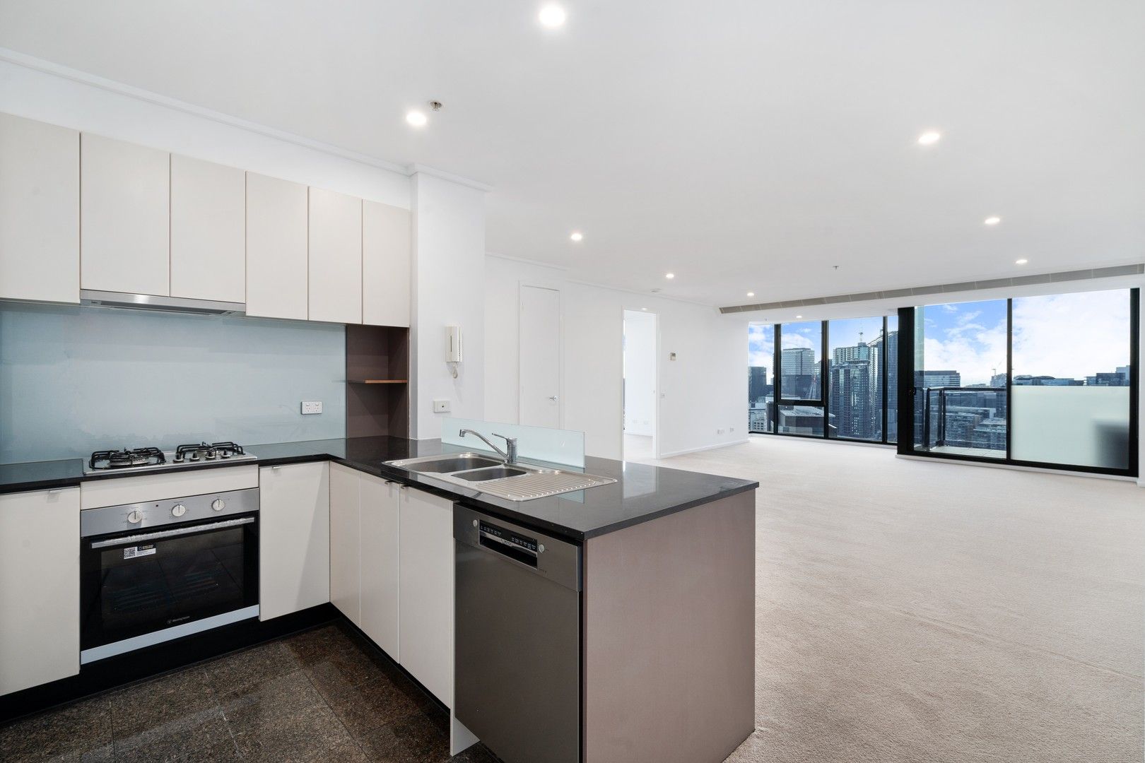 Apartment / Unit / Flat for rent