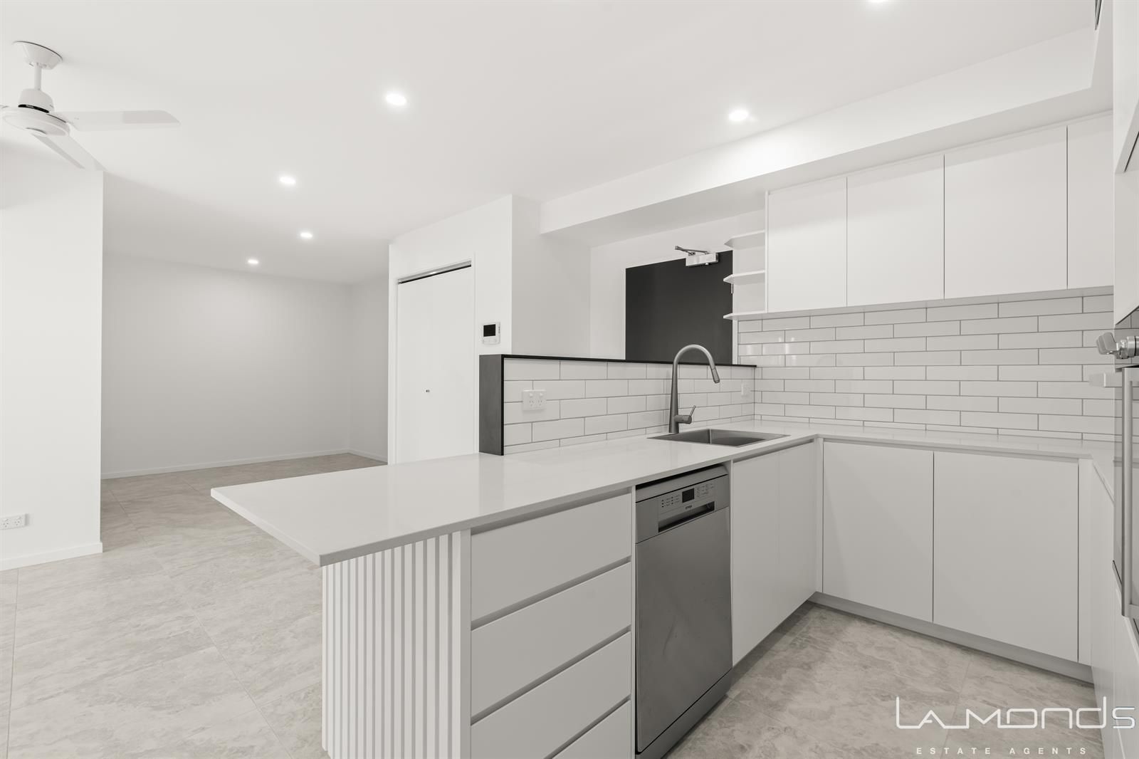 Apartment / Unit / Flat for rent