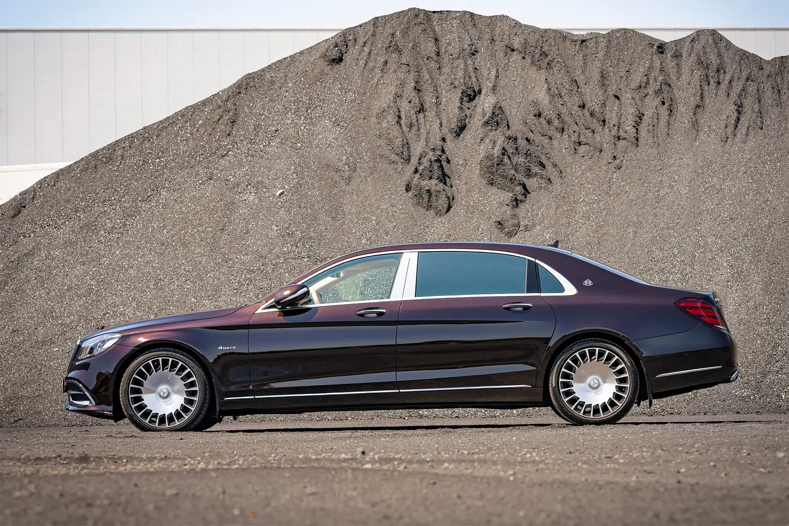 2017 Mercedes-Benz S 560 Maybach   4Matic 9G-TRONIC