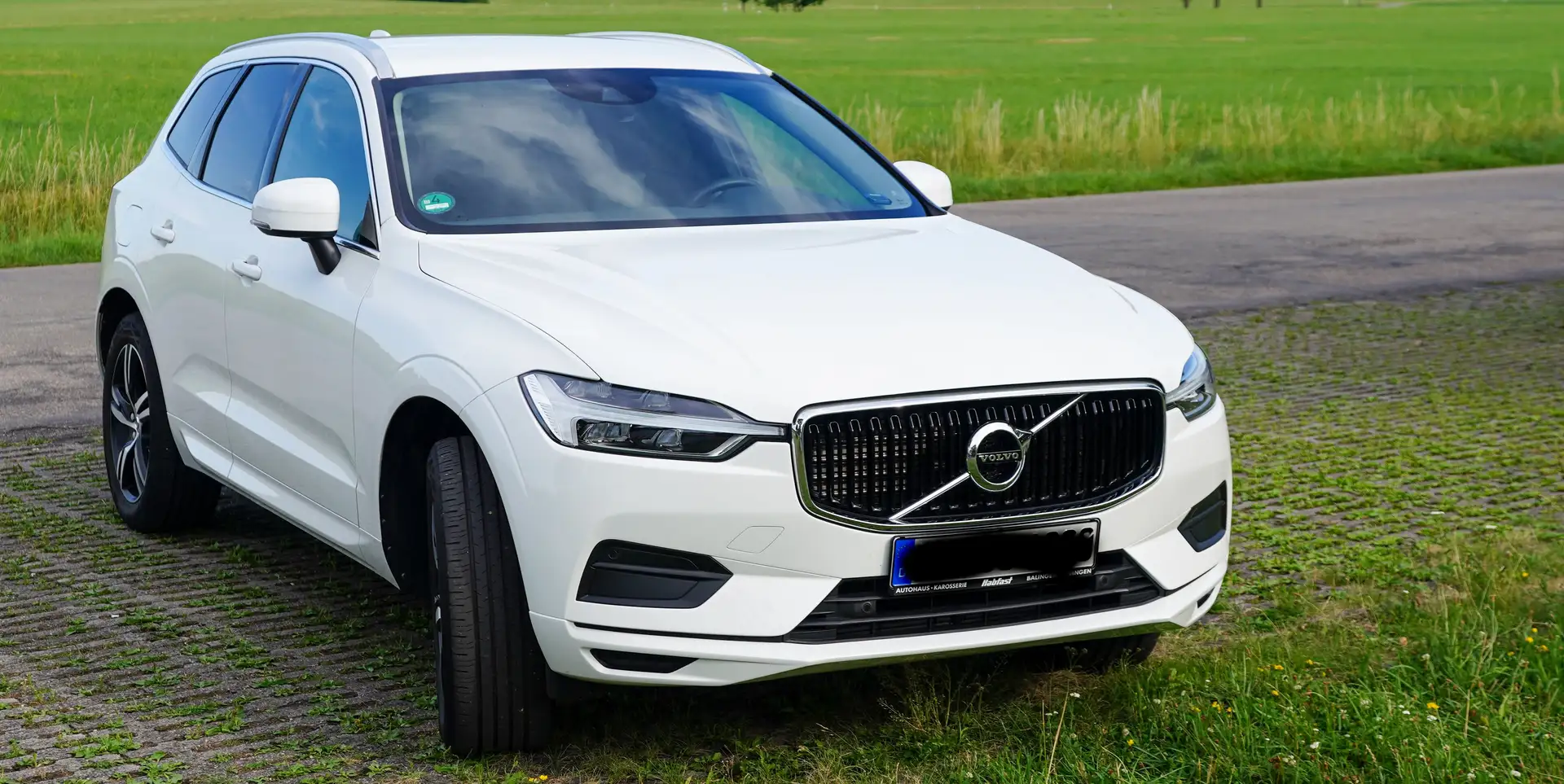 2019 Volvo XC60 D4 Geartronic Momentum Pro Standheizung